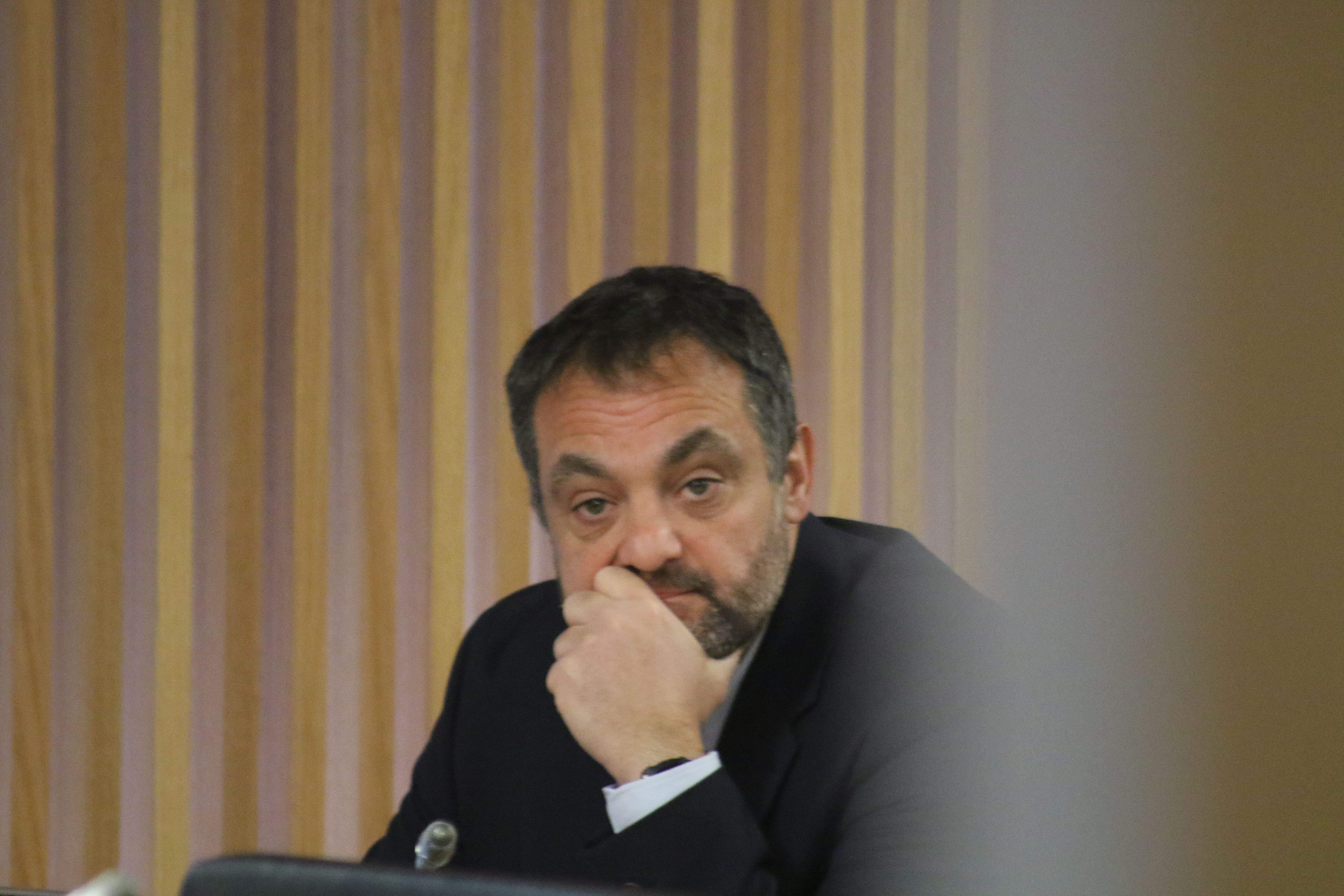Òscar Gelabert viu els seus últims dies com a director general de l’AREB.