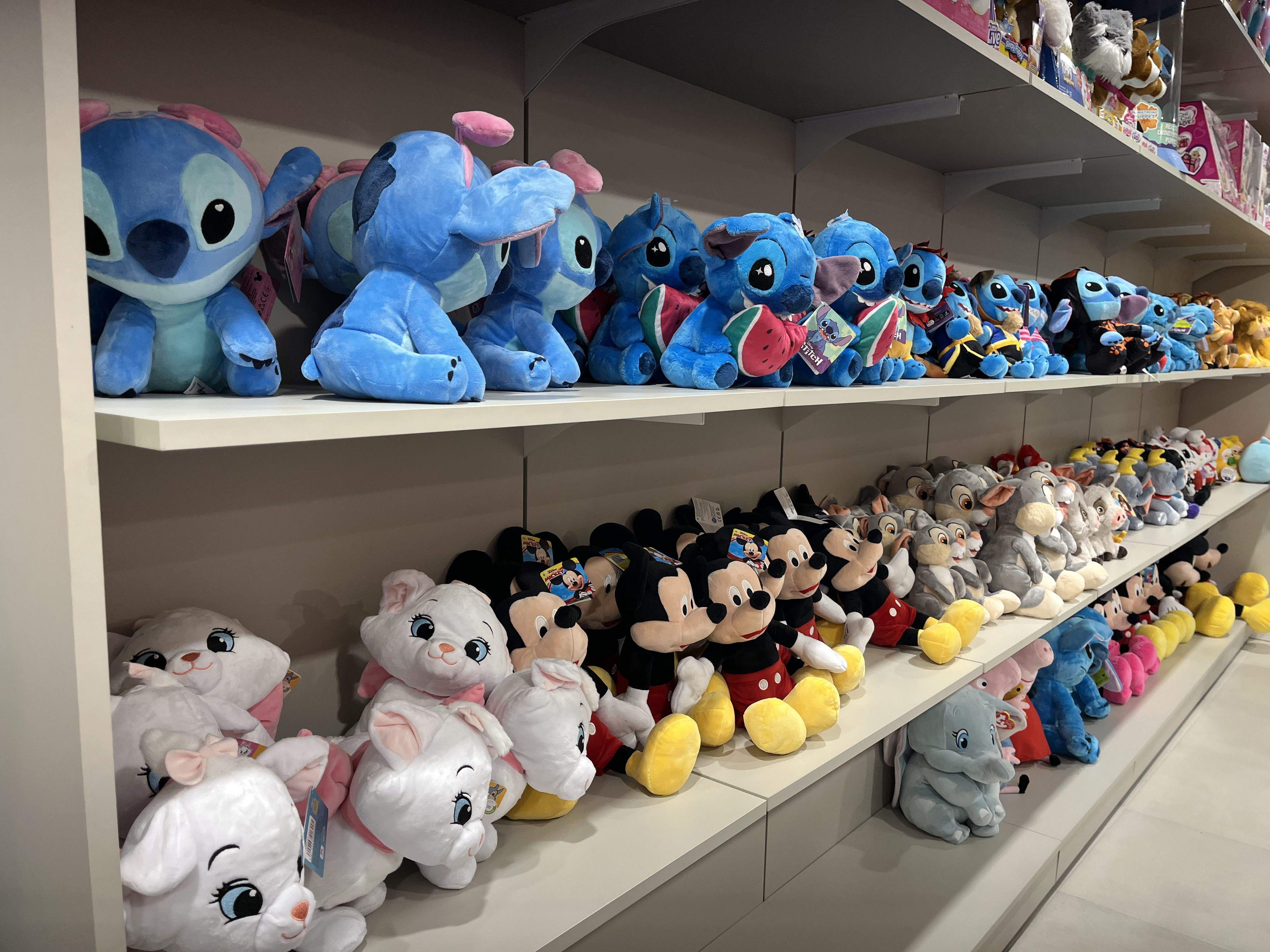 Estand dels peluixos del Basar Valira.