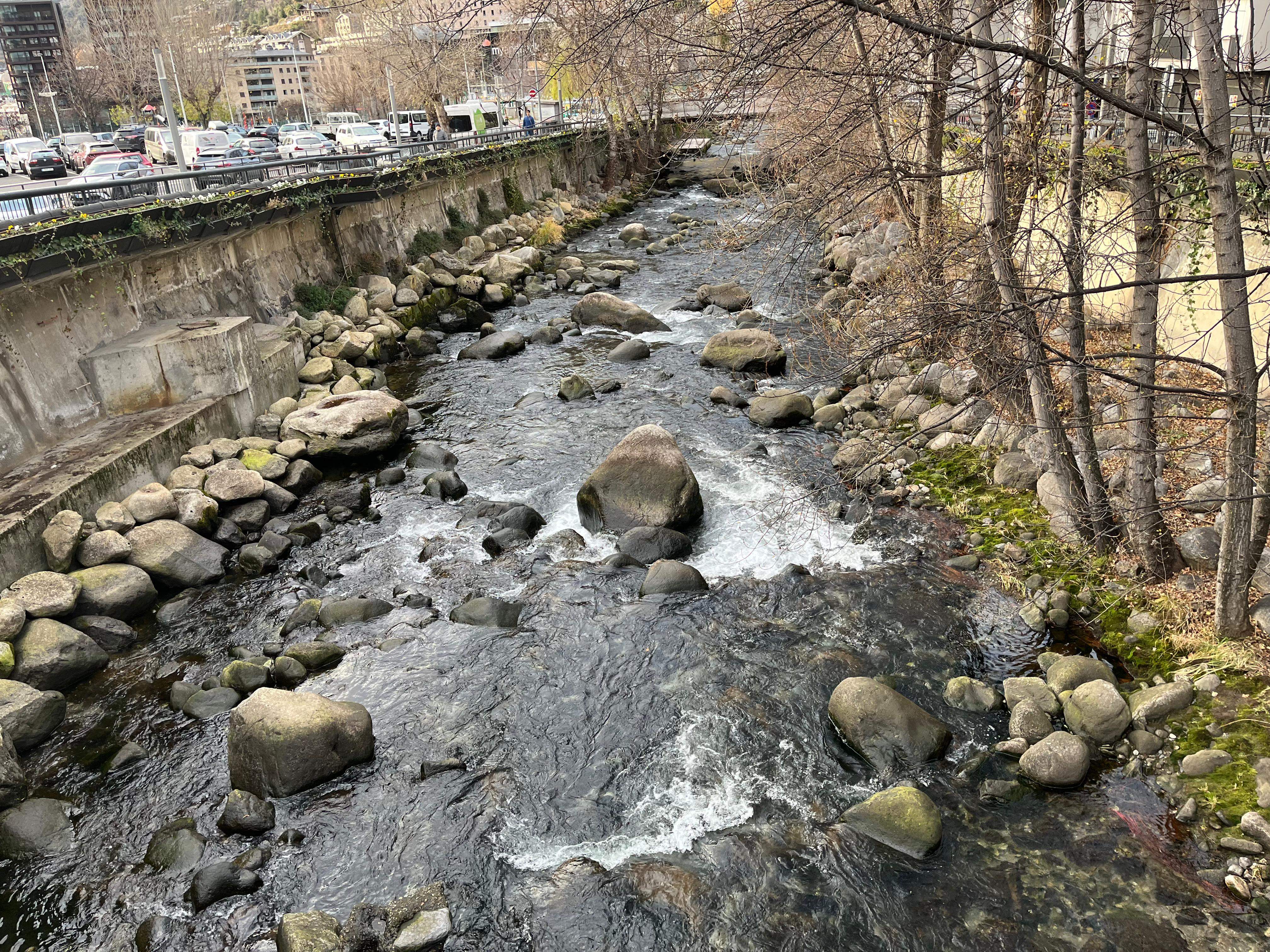 El riu Valira al seu pas per Escaldes Engordany aquesta setmana.