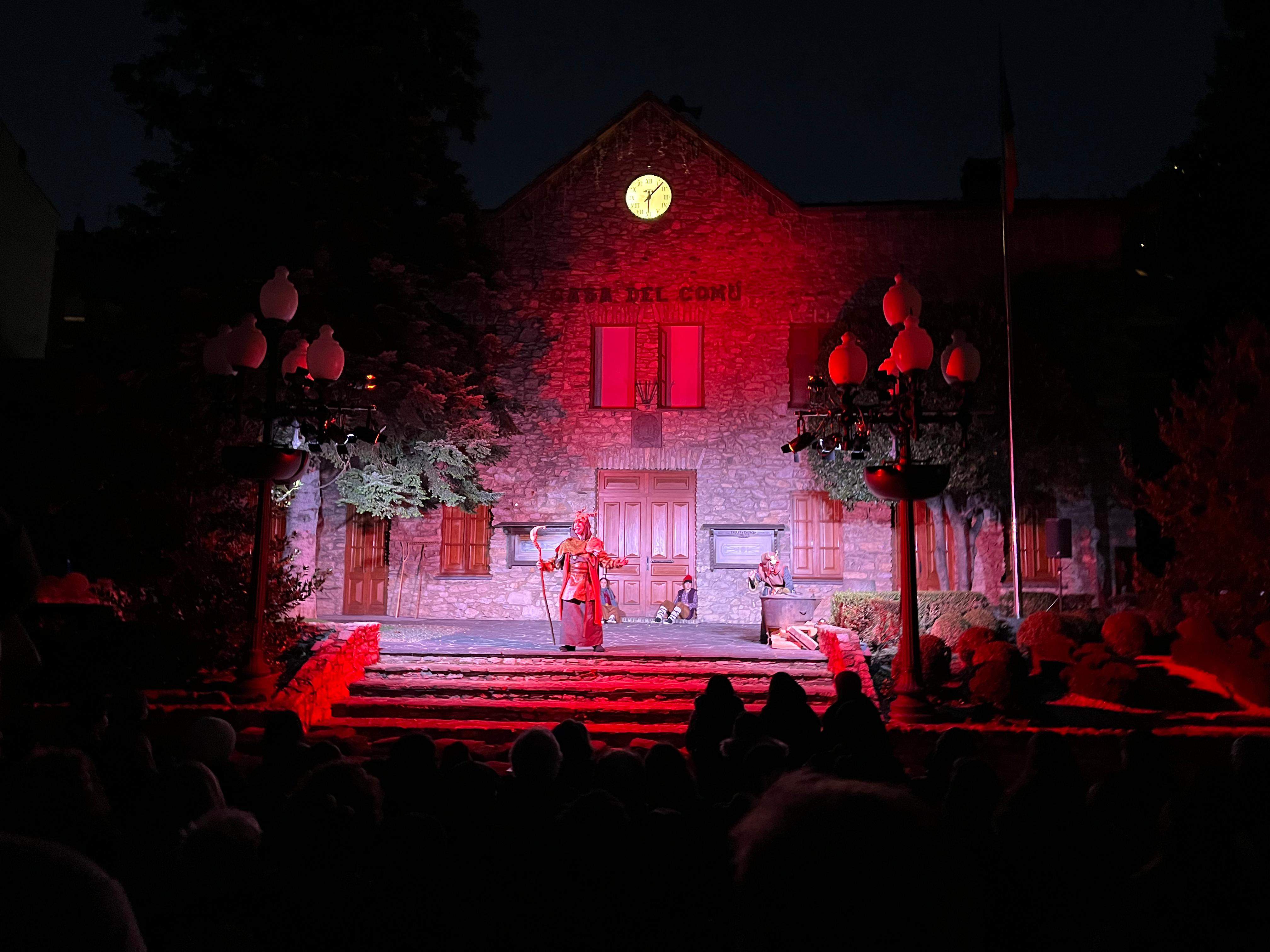 Els Pastorets s'han representat enguany a Casa Comuna. Els Pastorets s'han representat enguany a Casa Comuna.
