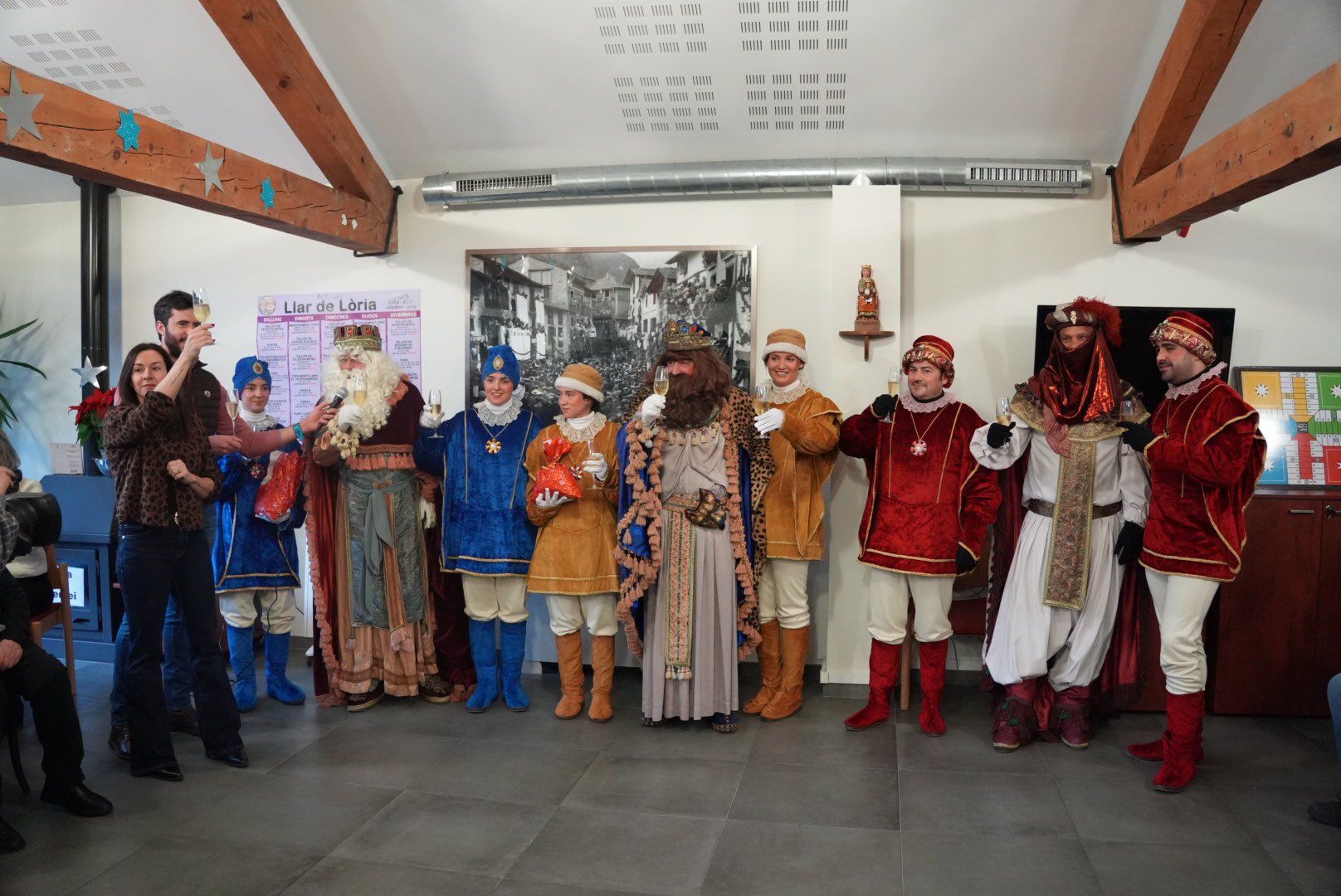 Els reis a la Llar de Lòria. (Comú de Sant Julià)