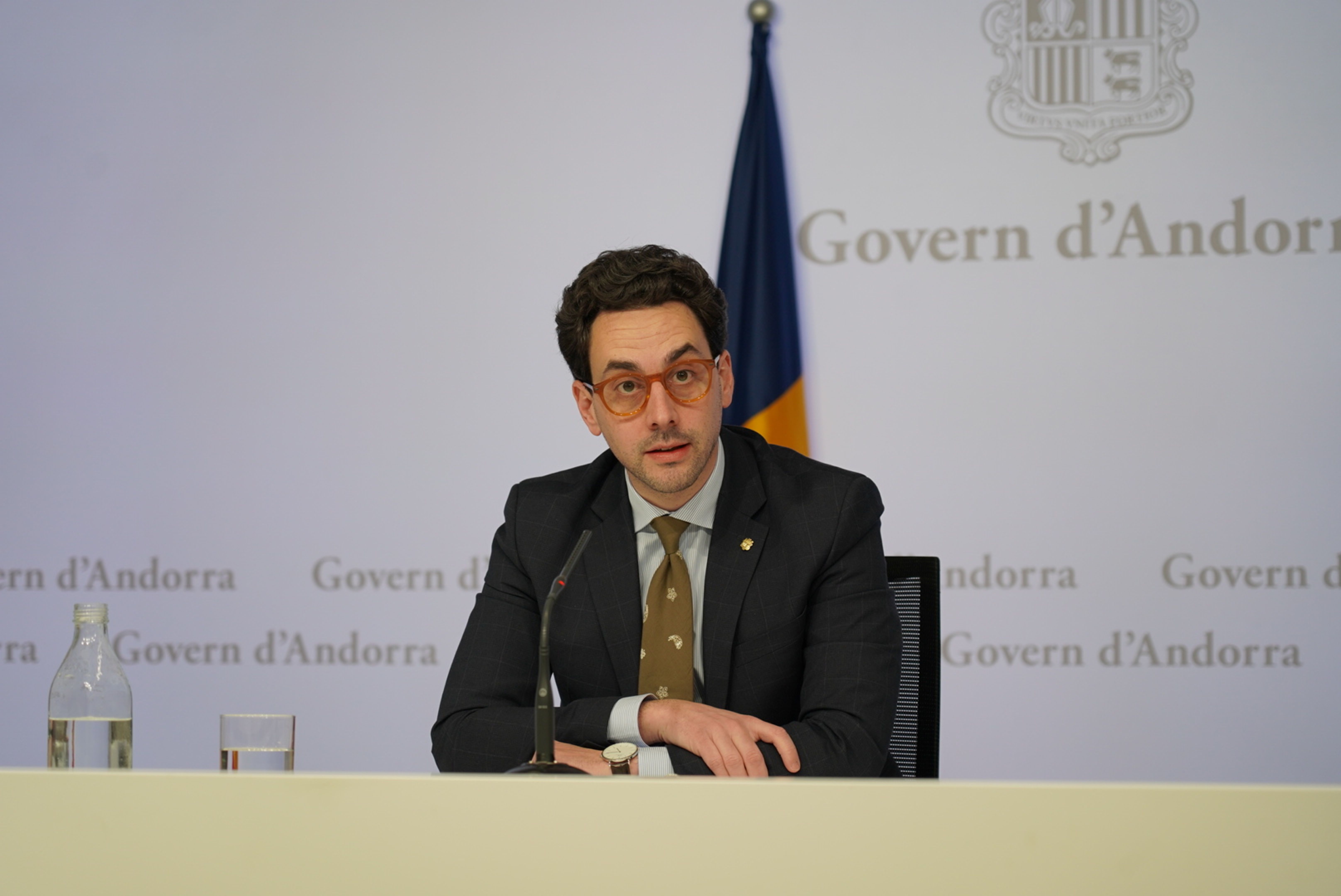 DSC00698 (1) DSC00698 (1)