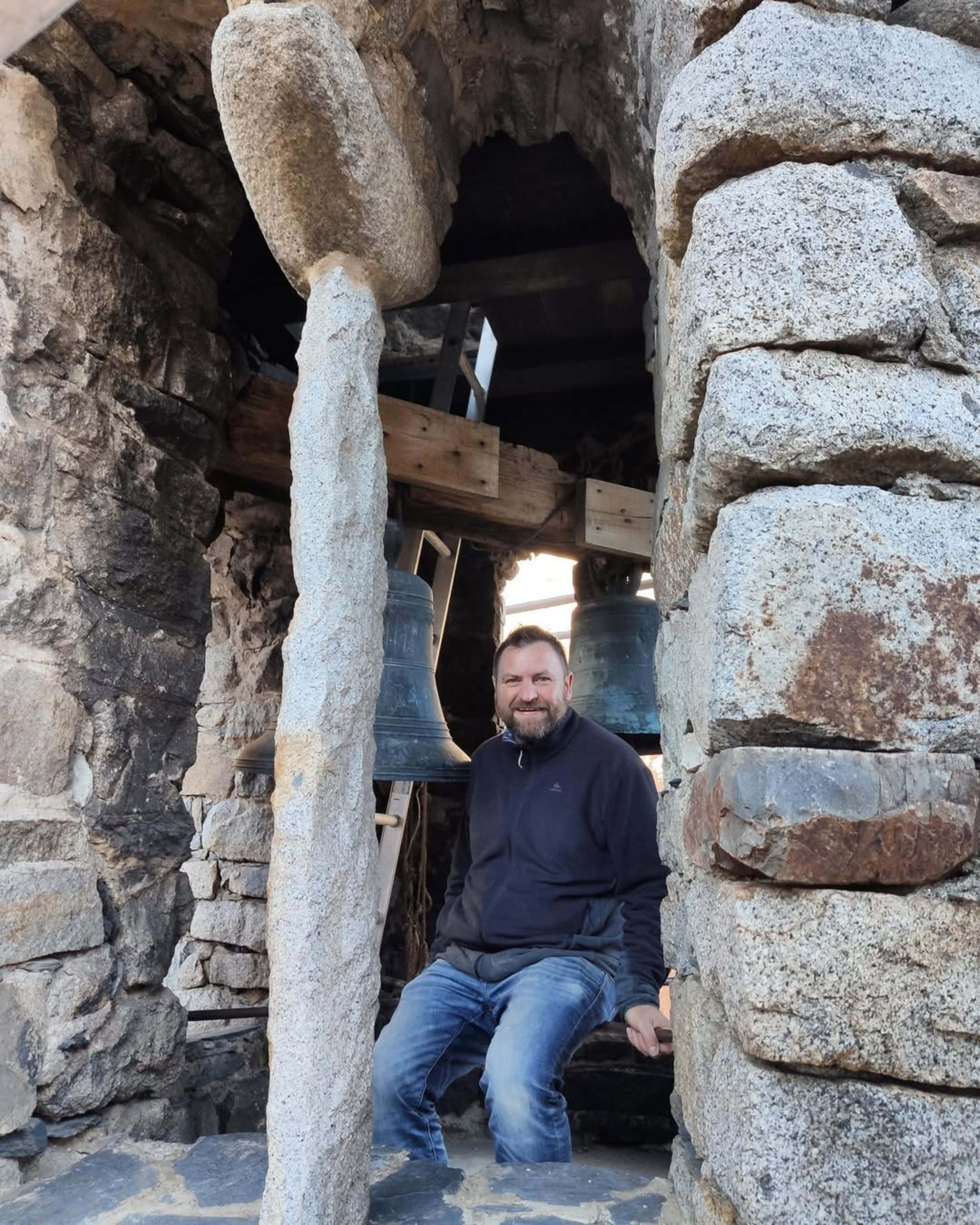 Robert Lizarte és, entre altres coses, especialista en campanes.