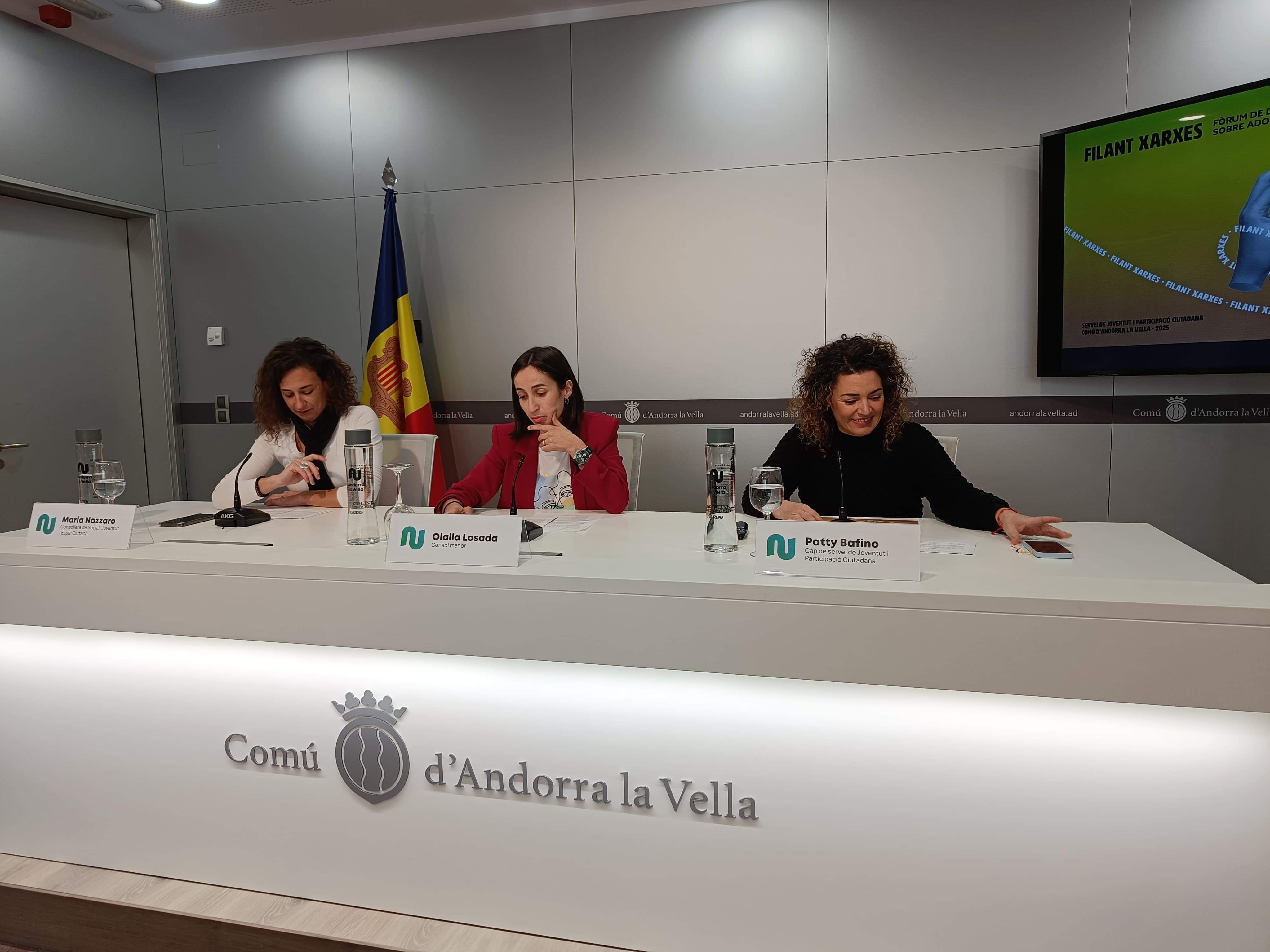 Maria Nazzaro, Olalla Losada i Patty Bafino durant la roda de premsa.