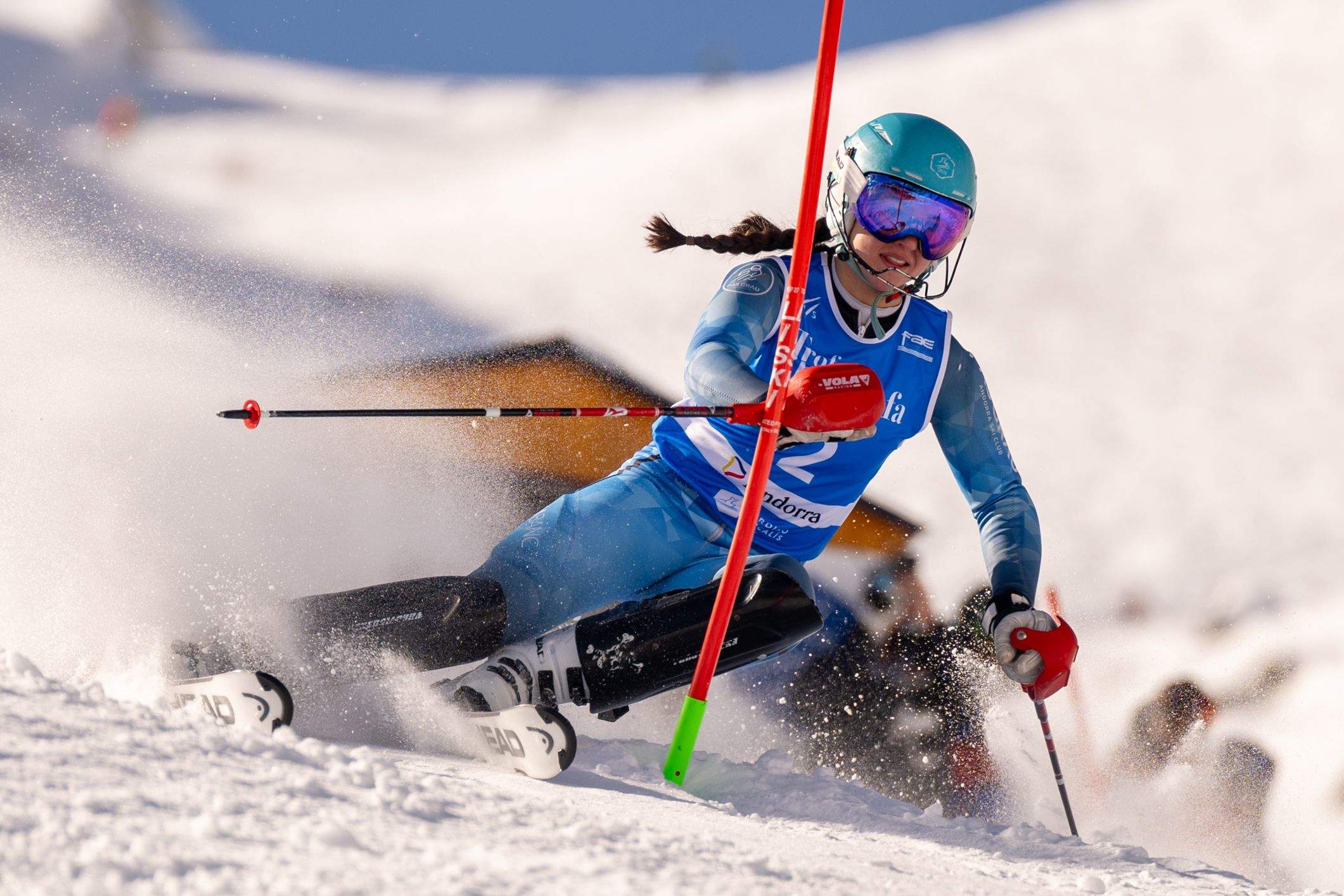Etna Pou s'ha penjat l'or.