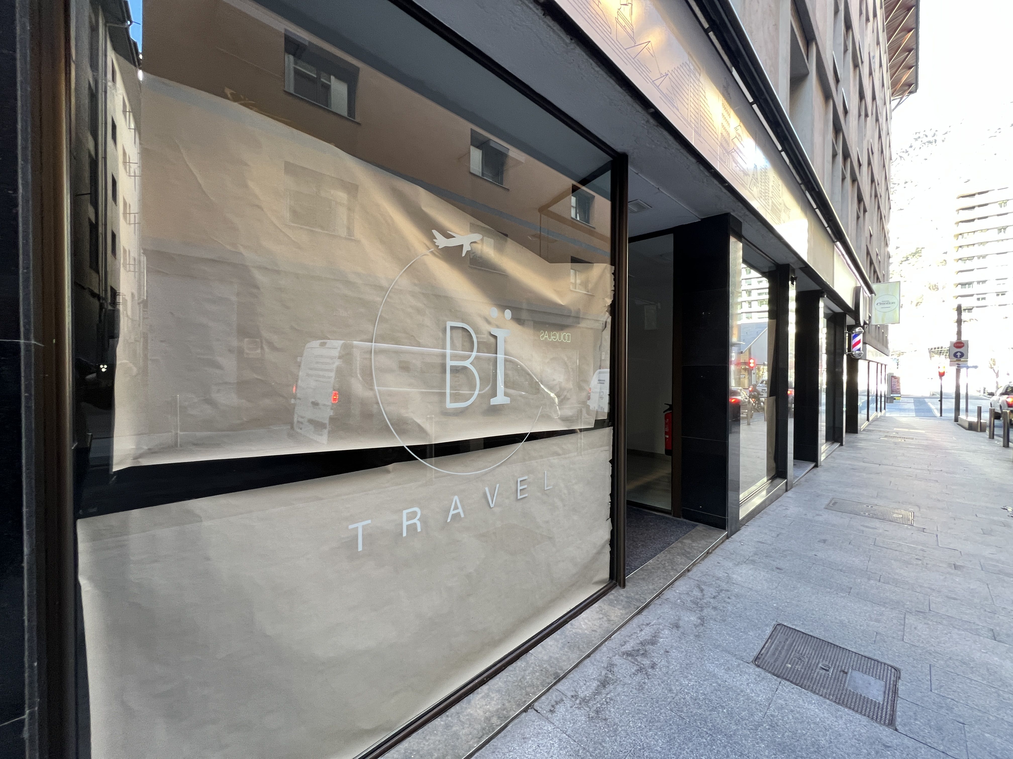 L'AGÈNCIA ESTÀ TANCADA DES DE MITJAN DE NOVEMBRE. L'AGÈNCIA ESTÀ TANCADA DES DE MITJAN DE NOVEMBRE.