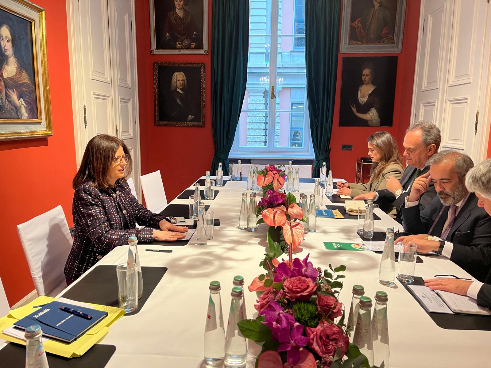 Reunió amb els representants del govern portuguès.