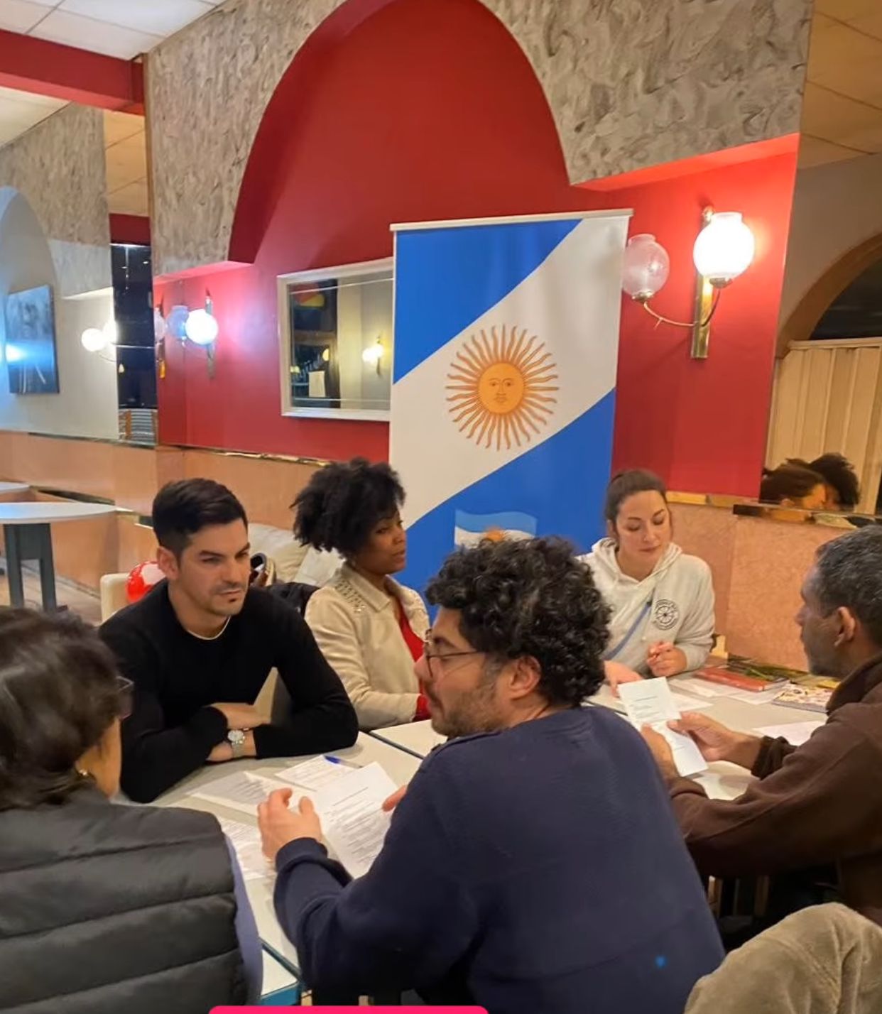Taller conversacional en català organitzat per 'Agentinos en Andorra'.