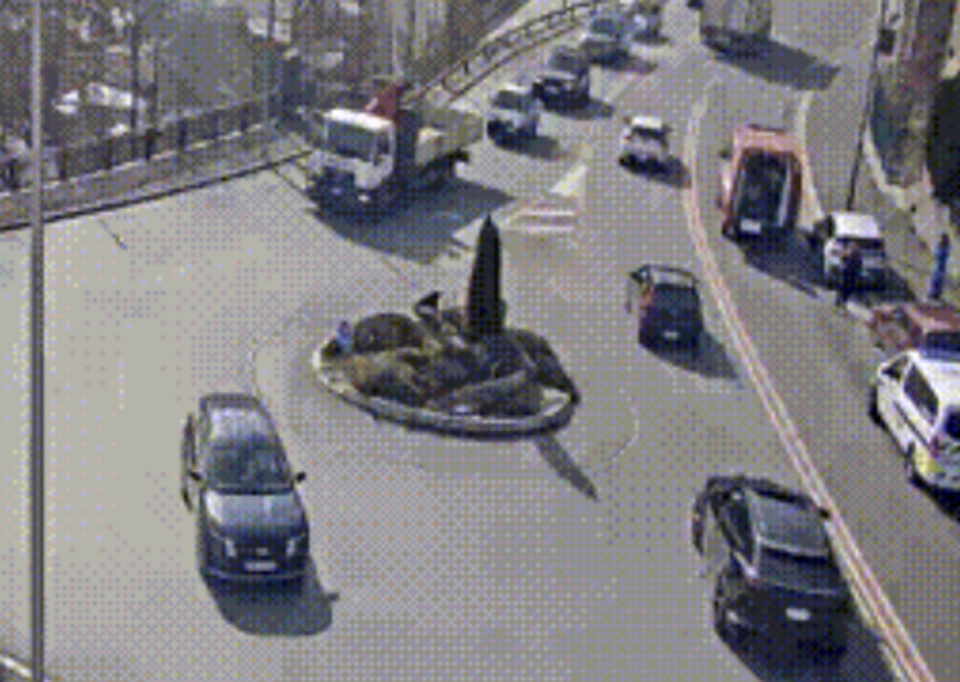 Les assistències auxiliant els conductors implicats, a la dreta de la imatge.