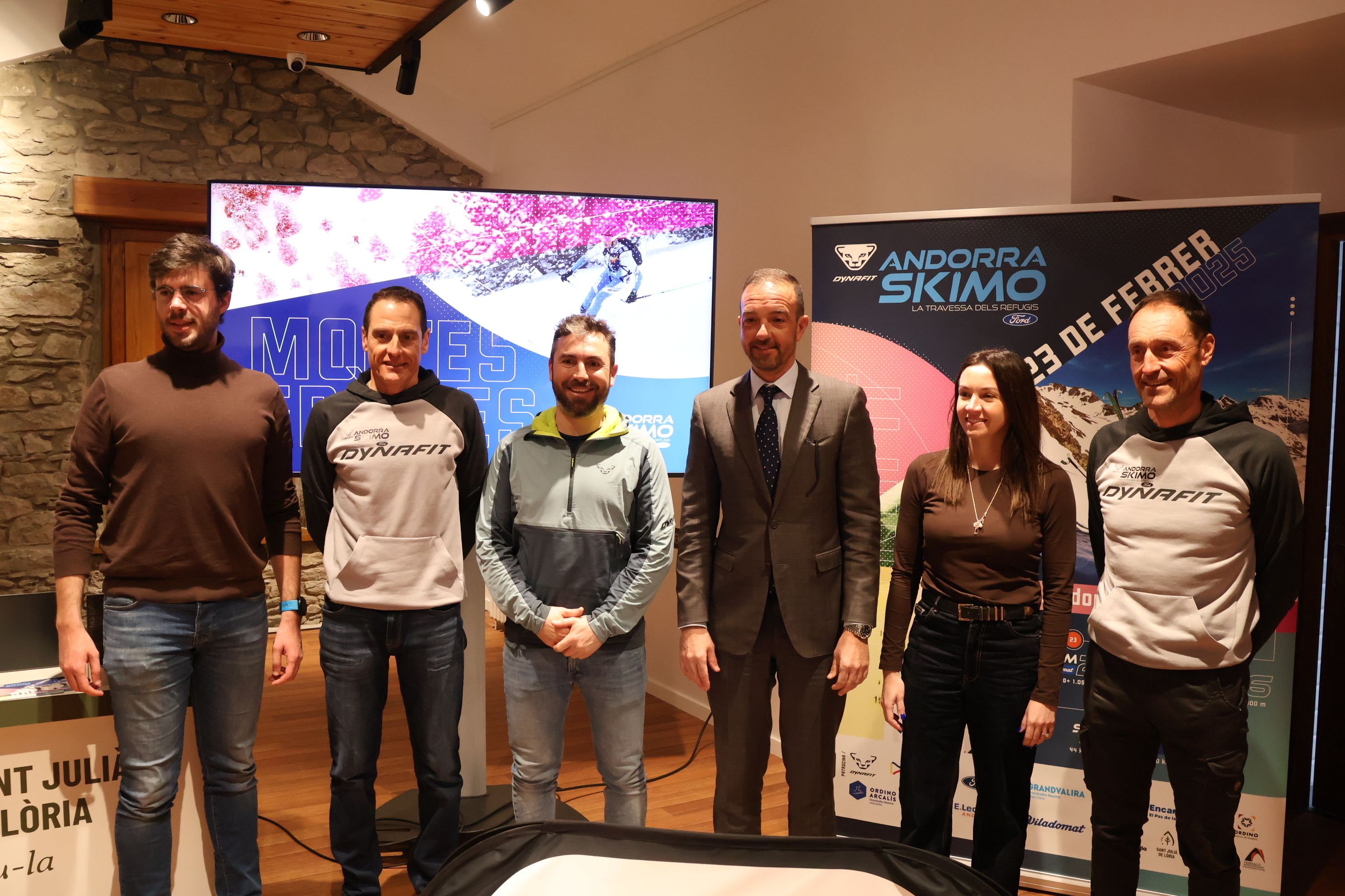 Autoritats i organitzadors en la presentació de la Dynafit Andorra Skimo.