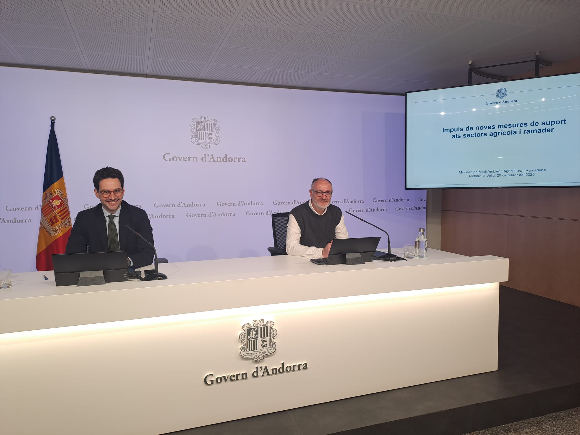 Guillem Casal i el director d'Agricultura, Josep Casals, han presentat els canvis.