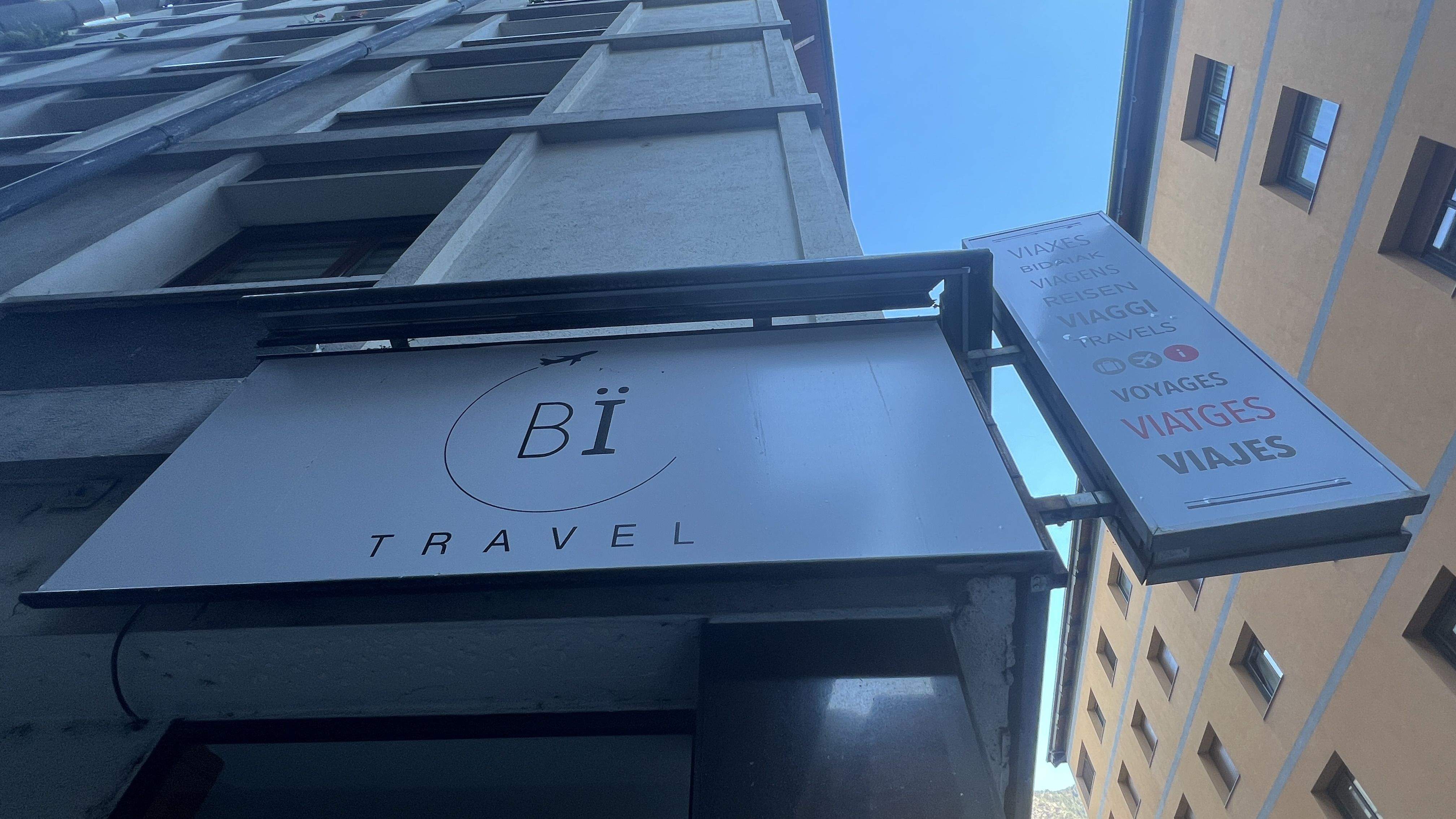 Rètol de l'establiment al carrer Ciutat de Sabadell d'Escaldes.