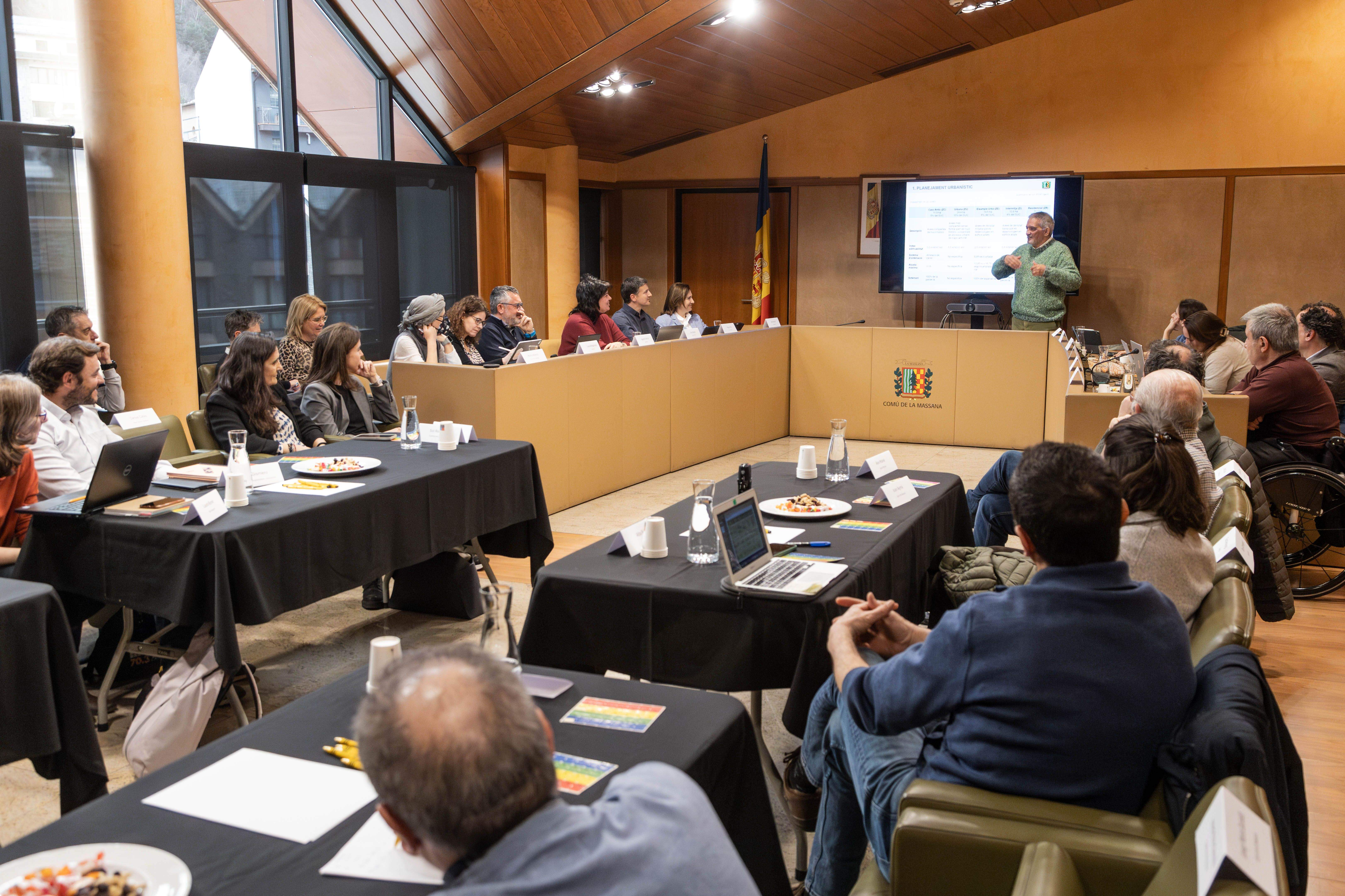 Una imatge de la reunió d'aquest dilluns del consell consultiu.