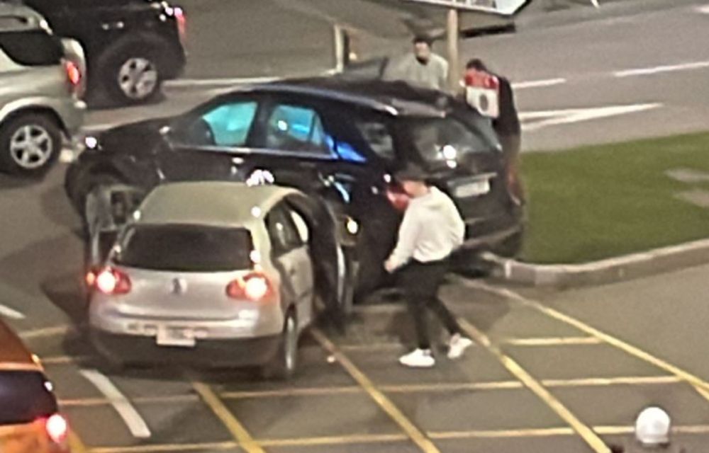 Imatge de la topada entre els dos vehicles.