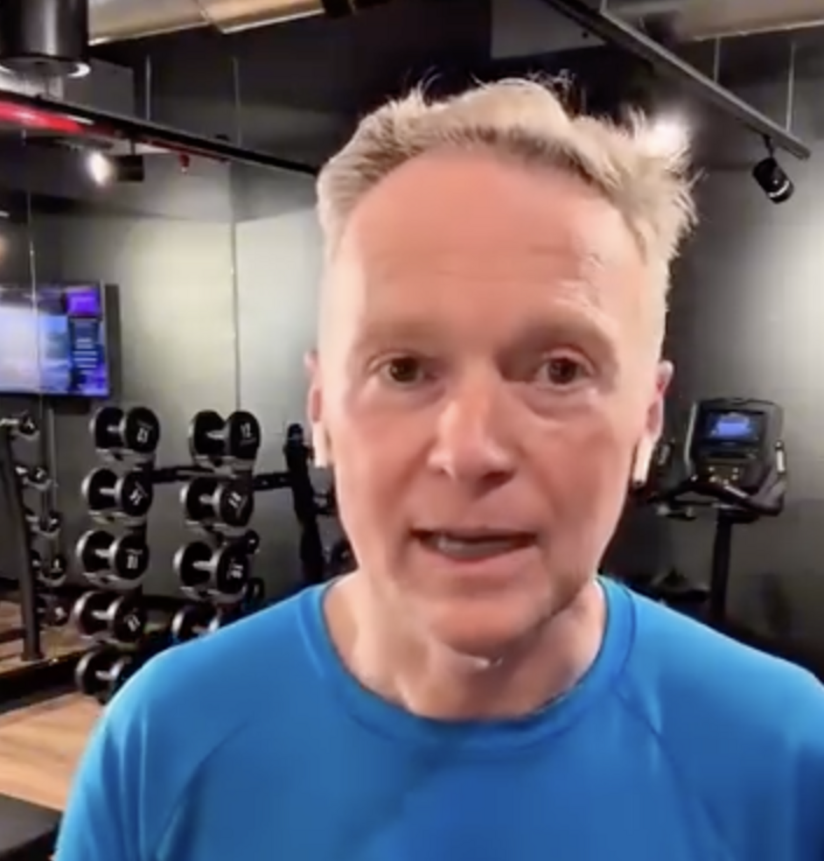 Ferran Costa en el gimnàs on ha fet la gravació promocional.