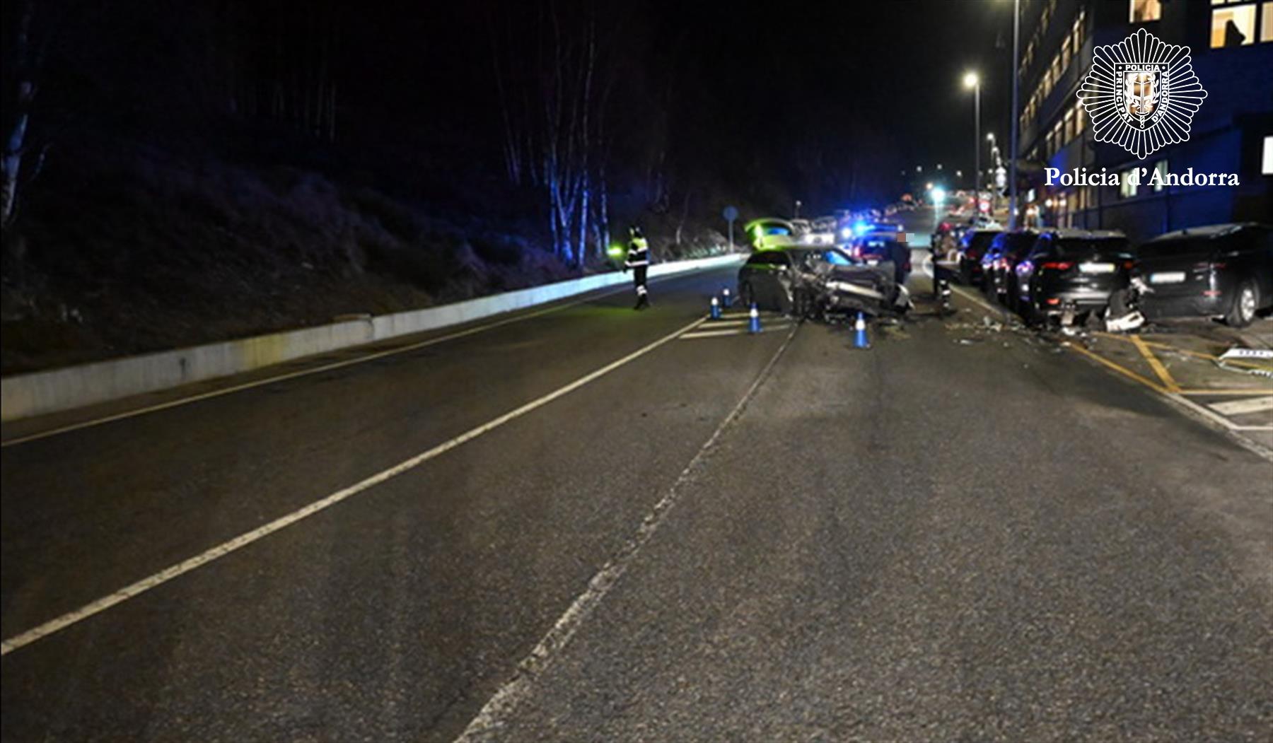 Fotografia policial de l'accident a la carretera d'Incles, aquest cap de setmana.