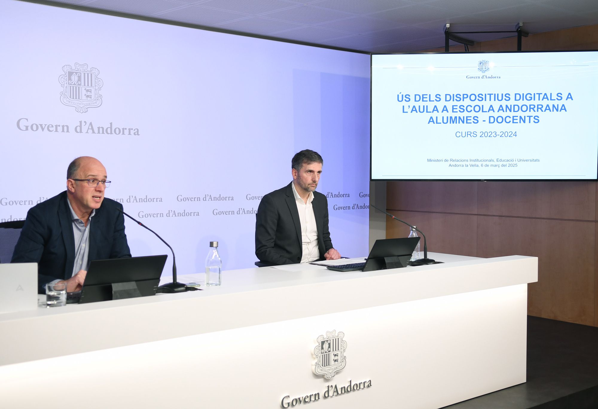 Xavier Campuzano i Joan Micó durant la compareixença d'aquest matí. Xavier Campuzano i Joan Micó durant la compareixença d'aquest matí.