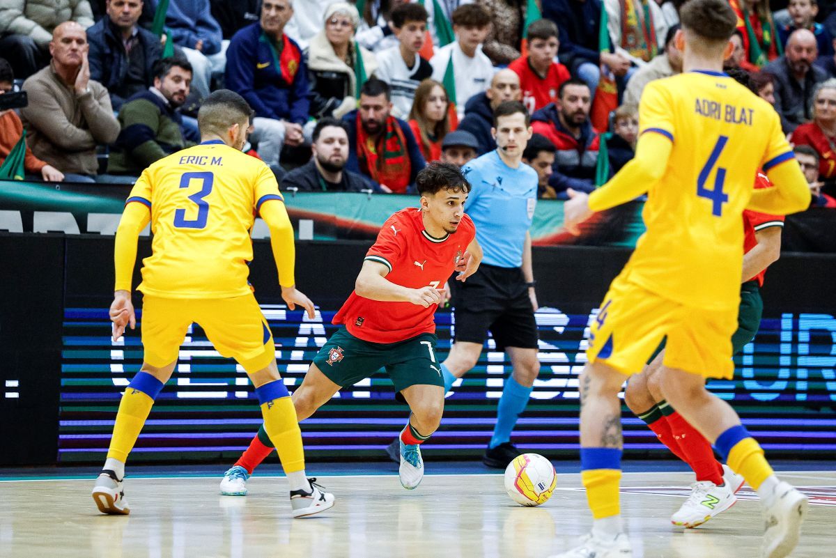 Èric Mesquita i Adrià Blat, atents als avenços dels andorrans.