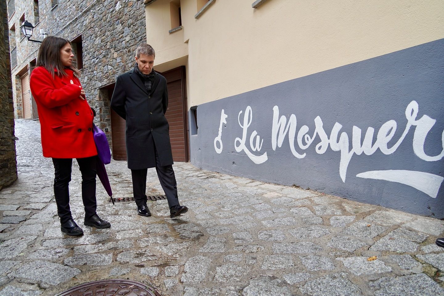 Mas i Serrano Pentinat, a la Mosquera. Mas i Serrano Pentinat, a la Mosquera.