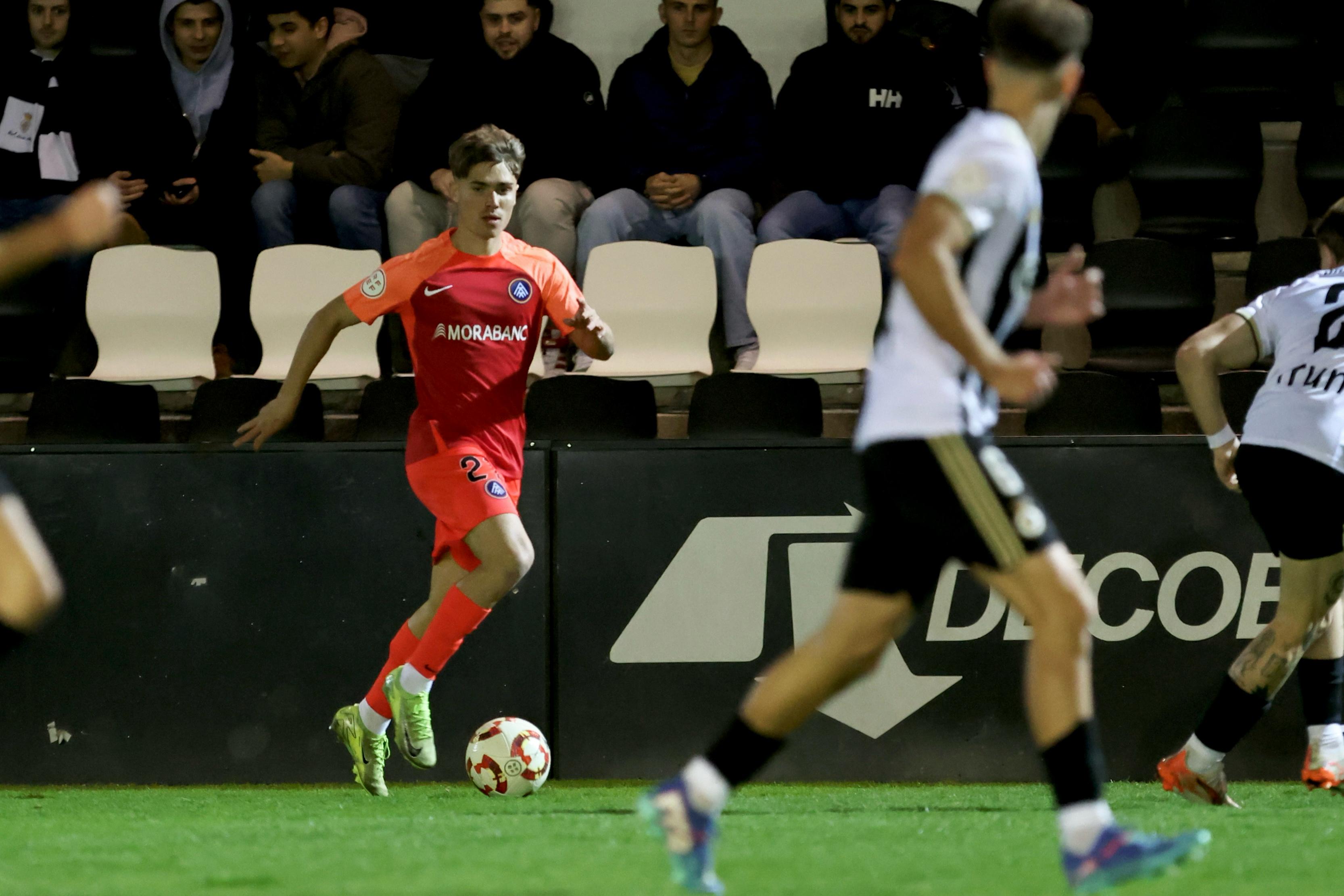 L'entrada de Cerdà a la segona meitat ha permès a l'FC Andorra recuperar la verticalitat.