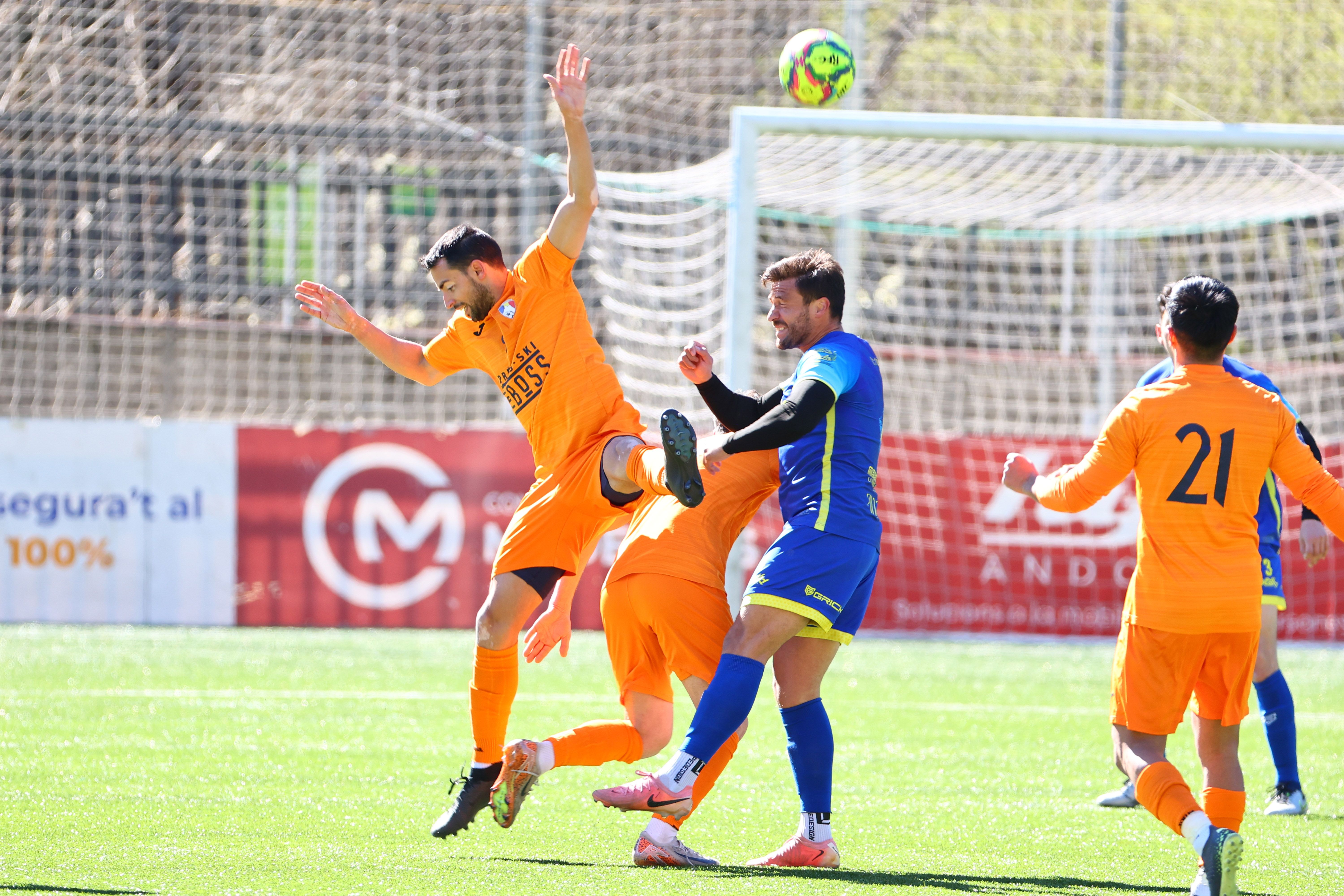 Una expulsió matinera va posar les coses fàcils als mexicans. Una expulsió matinera va posar les coses fàcils als mexicans.