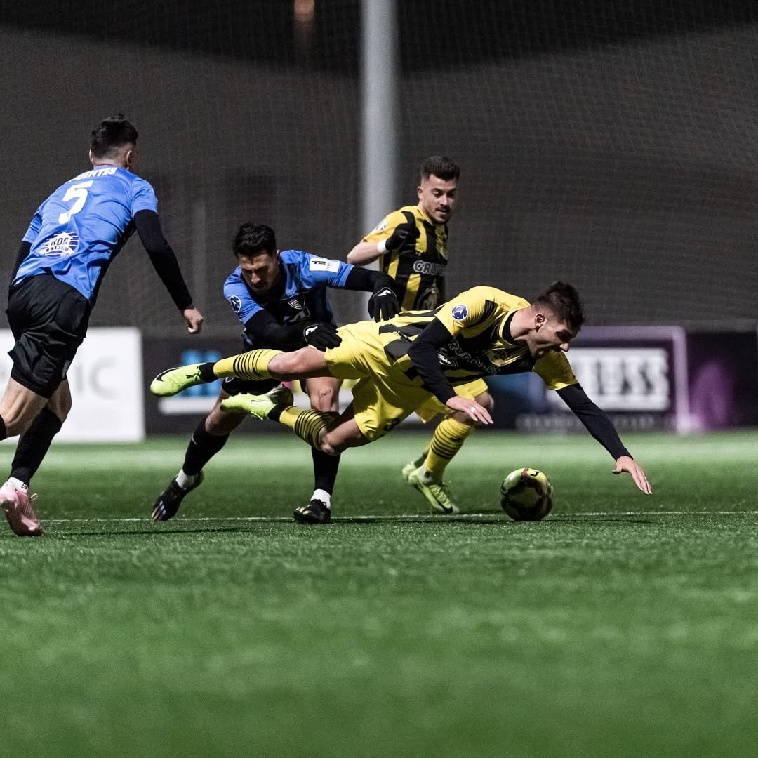 El duel entre la UE Santa Coloma i l'Inter va estar d'allò més disputat (0-0).