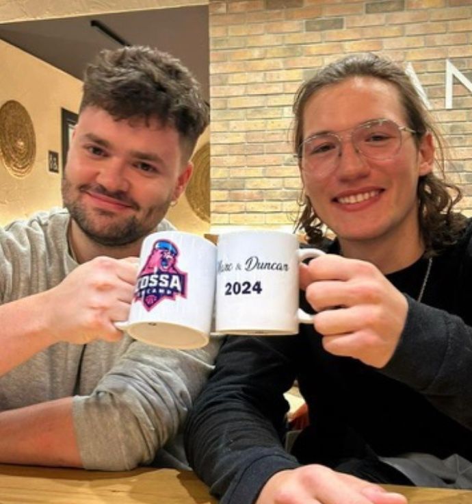 Marc Galiano i Duncan Buchanan, president i vicepresident, en el moment d'oficialitzar la creació del club. Marc Galiano i Duncan Buchanan, president i vicepresident, en el moment d'oficialitzar la creació del club.