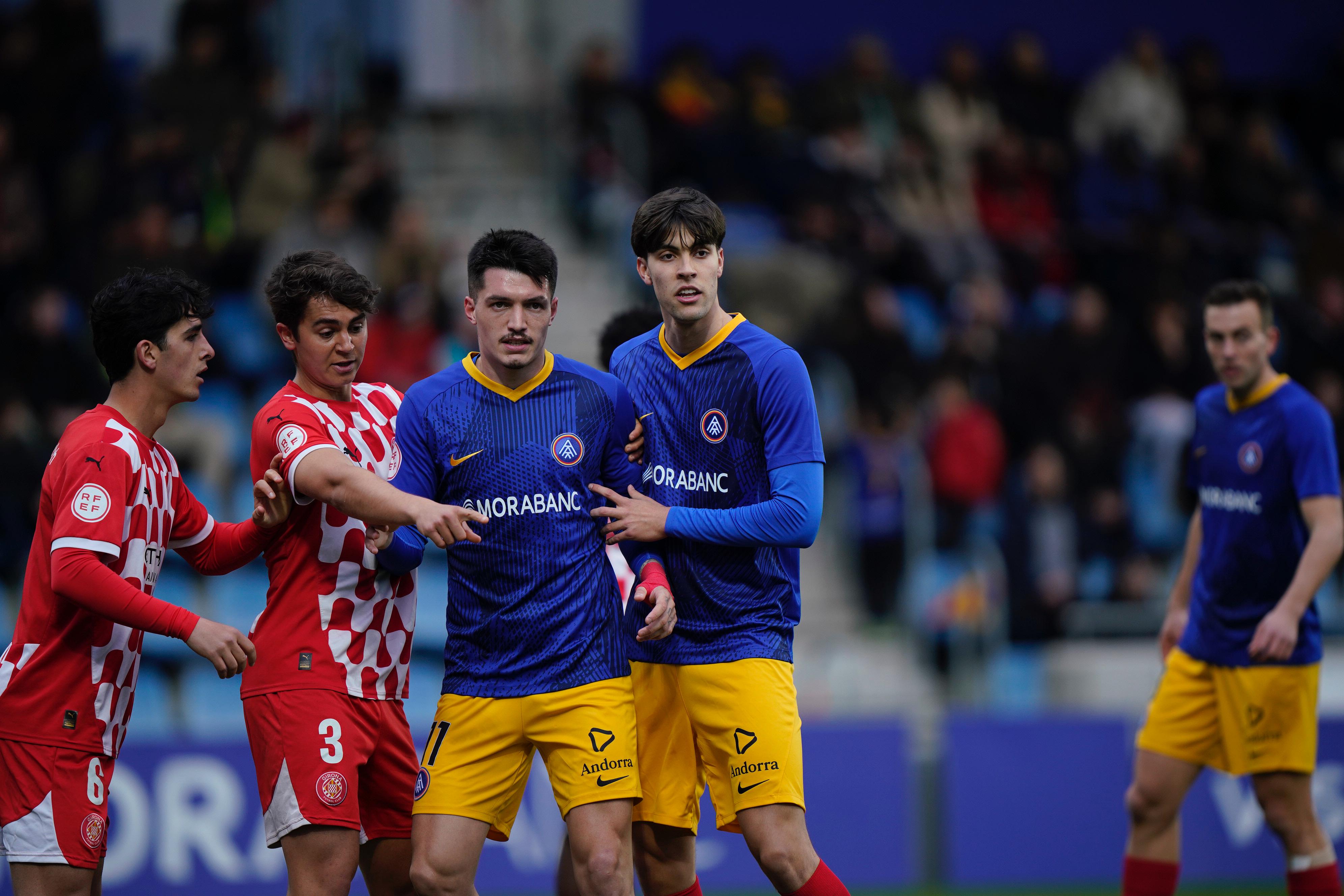El juvenil Tago, novetat en l'onze titular de l'Andorra. El juvenil Tago, novetat en l'onze titular de l'Andorra.
