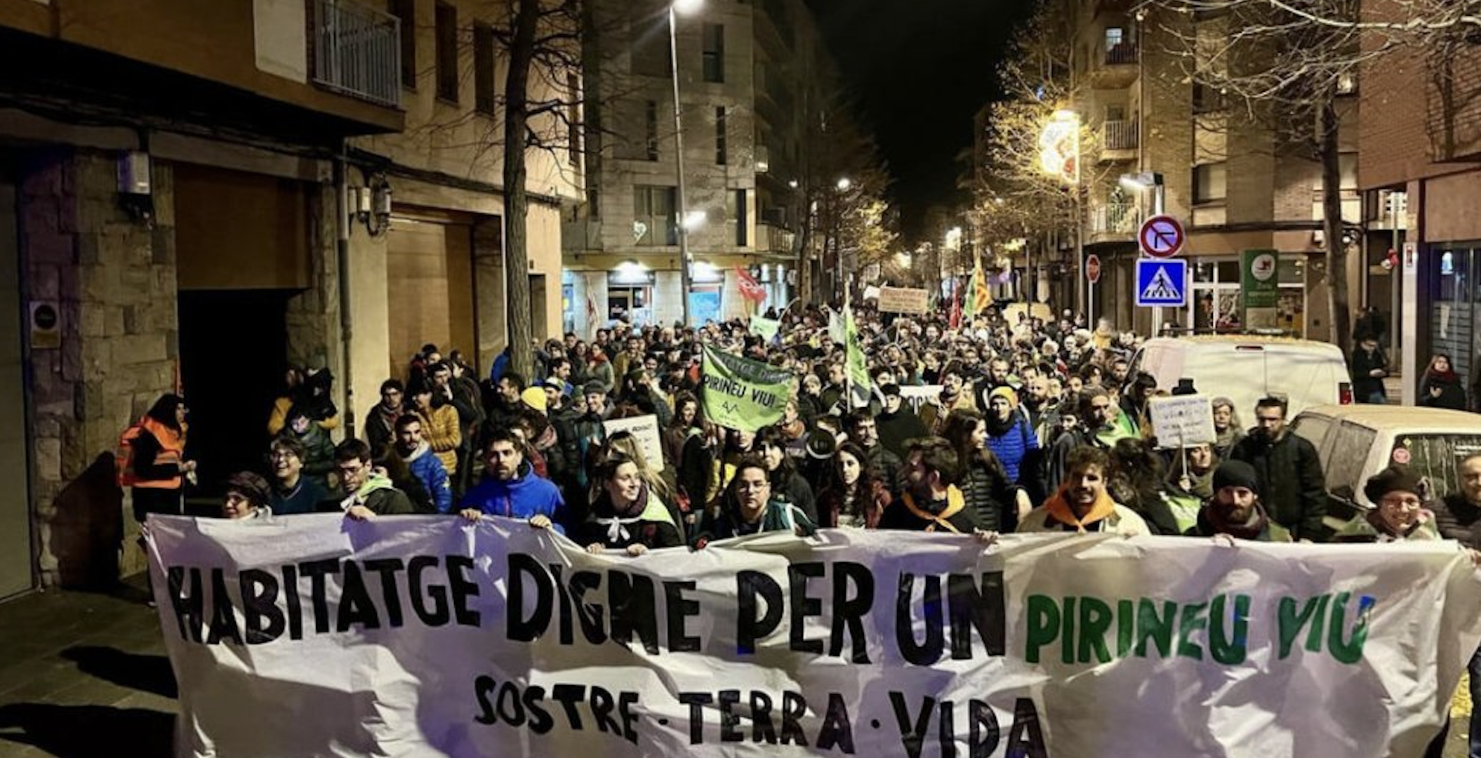 Una imatge de la manifestació organitzada per Pirineu Viu. Una imatge de la manifestació organitzada per Pirineu Viu.