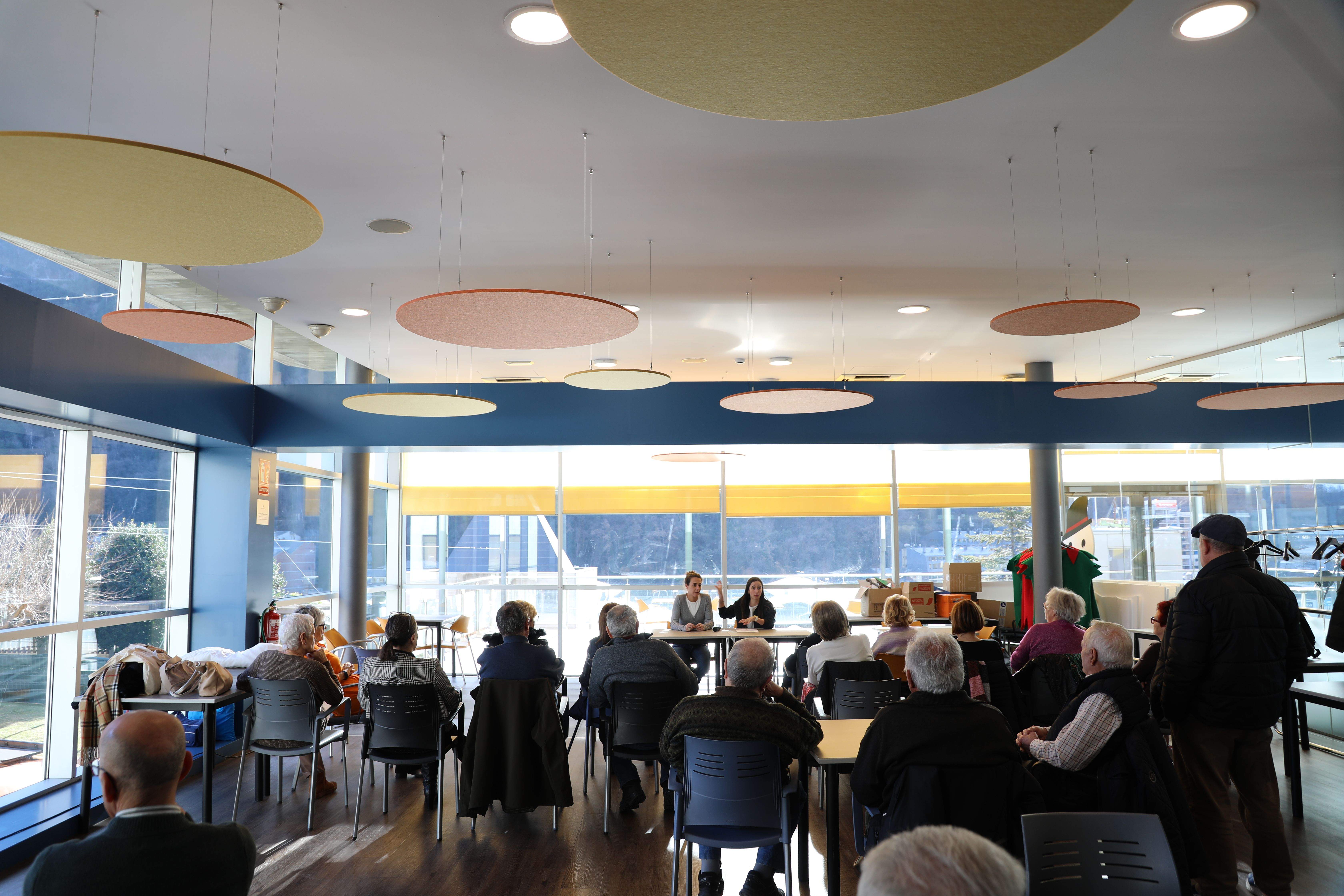 Padrins a la casa pairal d'Andorra la Vella. // Comú d'Andorra la Vella Padrins a la casa pairal d'Andorra la Vella. // Comú d'Andorra la Vella