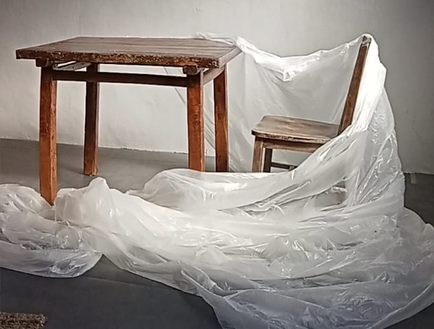 L'attrezzo de la performance 'Plasticida'.