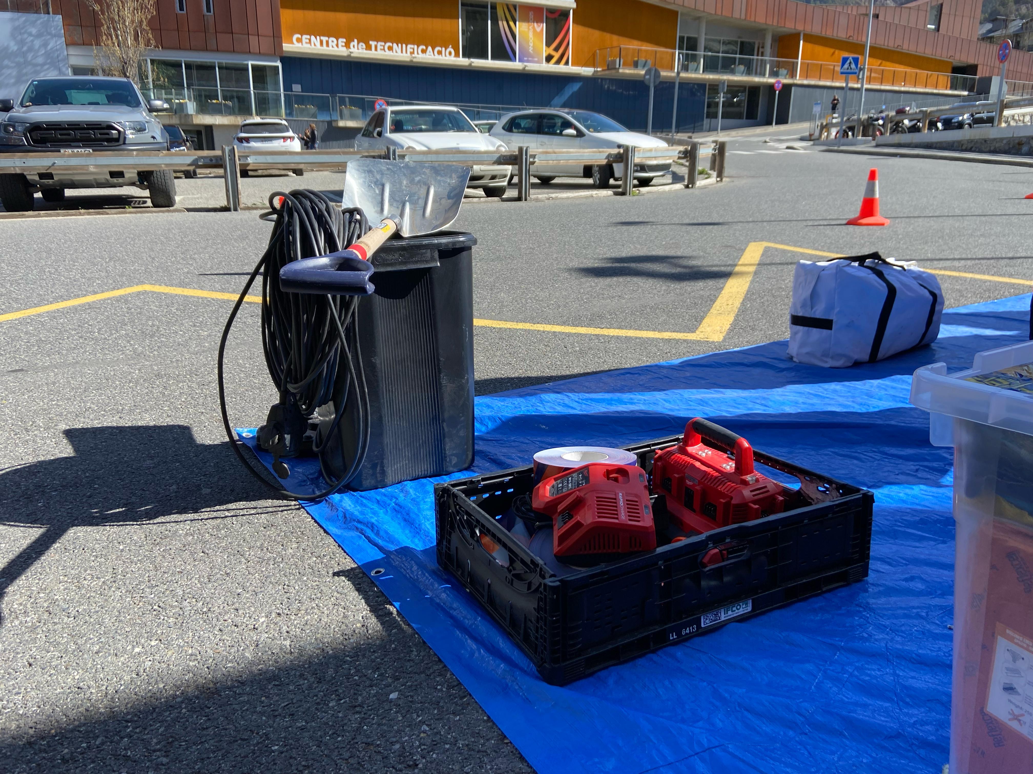 Més material de magatzem del cos de prevenció i intervenció. Més material de magatzem del cos de prevenció i intervenció.