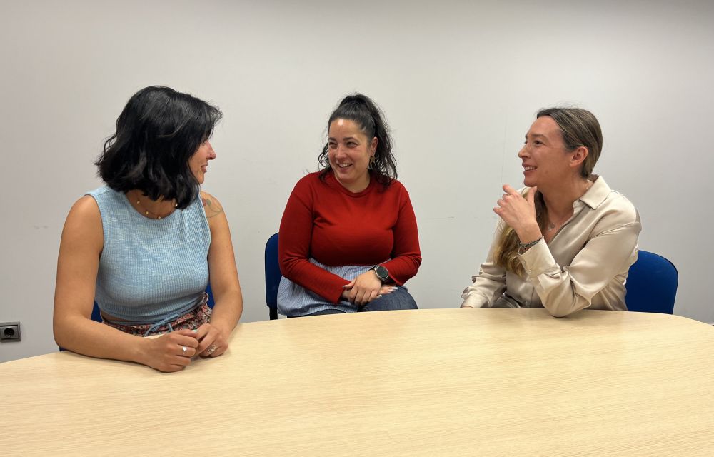 Sílvia Dias, Marlene Dias, i Rocío Soler, membres d'Horitzons. Sílvia Dias, Marlene Dias, i Rocío Soler, membres d'Horitzons.