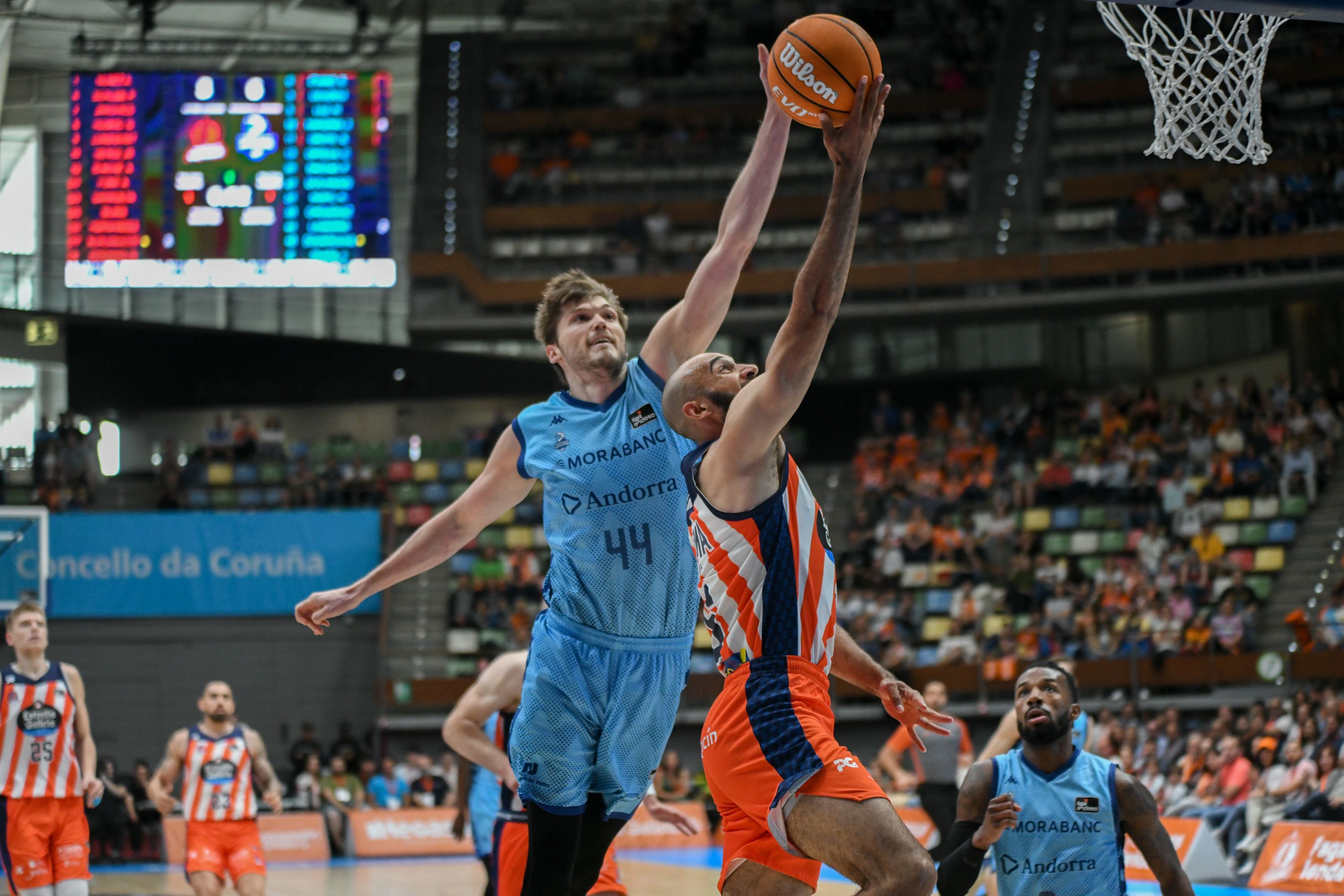 Lammers ha complert amb els seus dos taps habituals que promitja. Lammers ha complert amb els seus dos taps habituals que promitja.