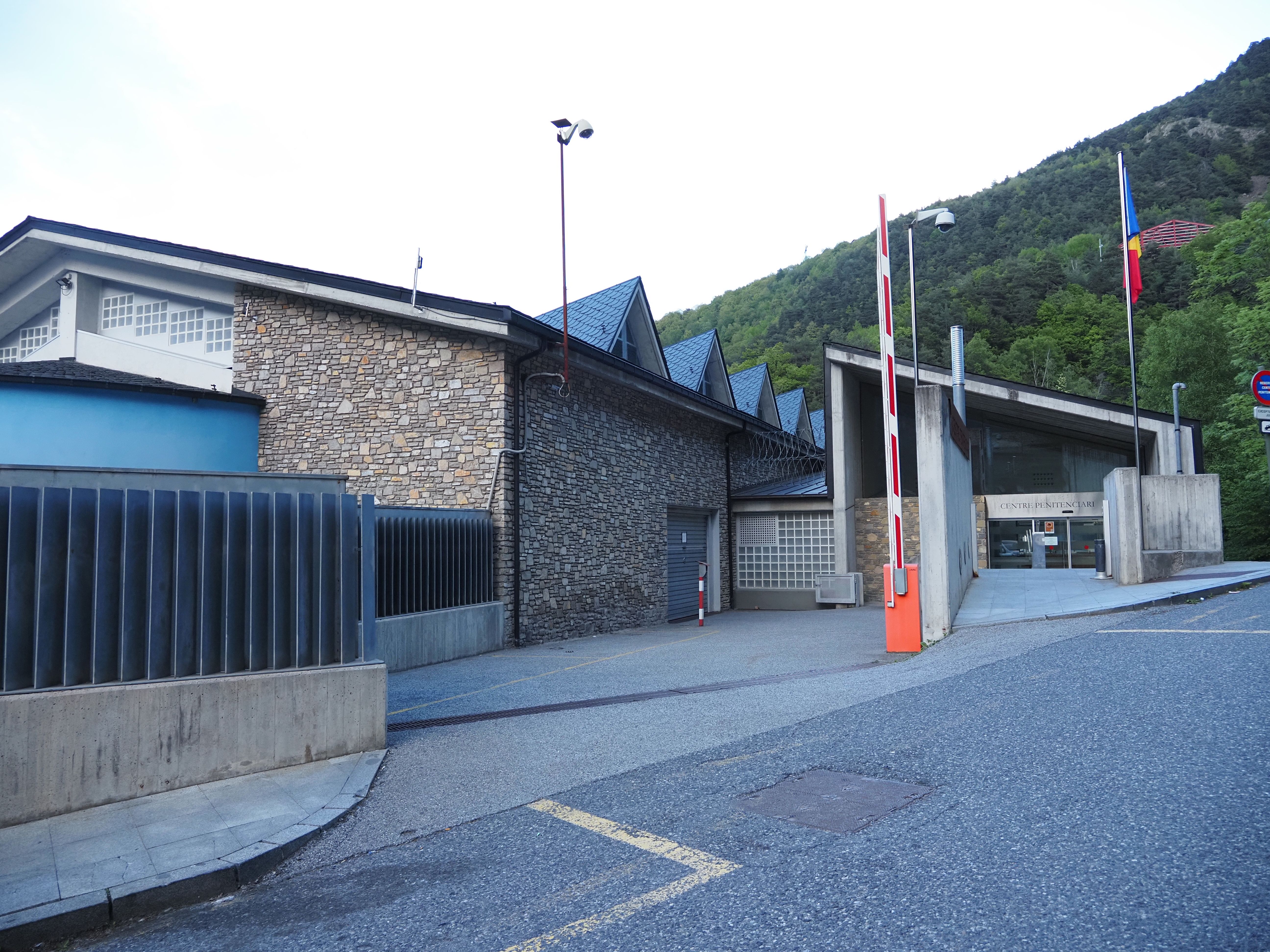 Una imatge de l'exterior del centre penitenciari.