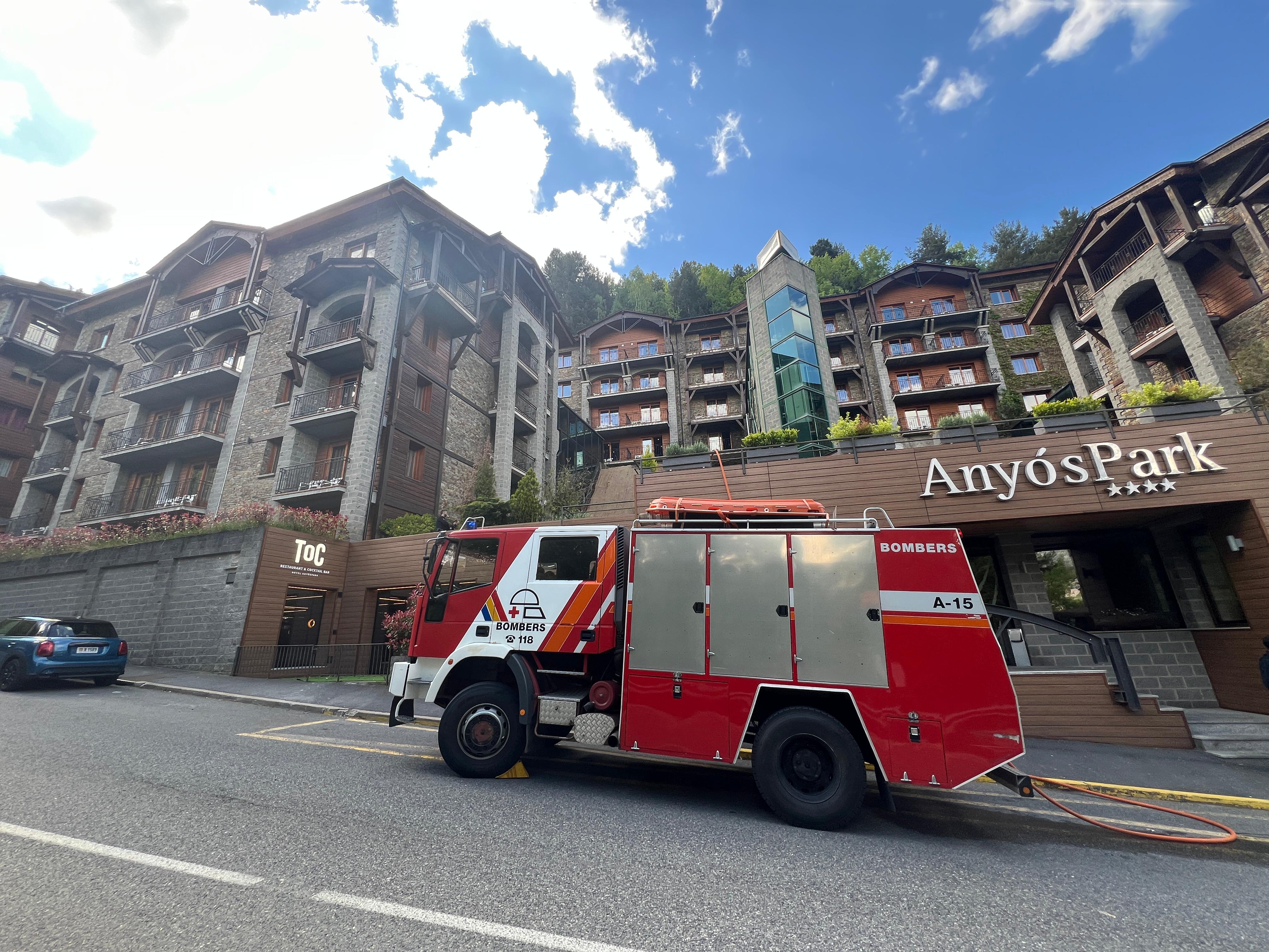 El camió de bombers a Anyós Park. El camió de bombers a Anyós Park.
