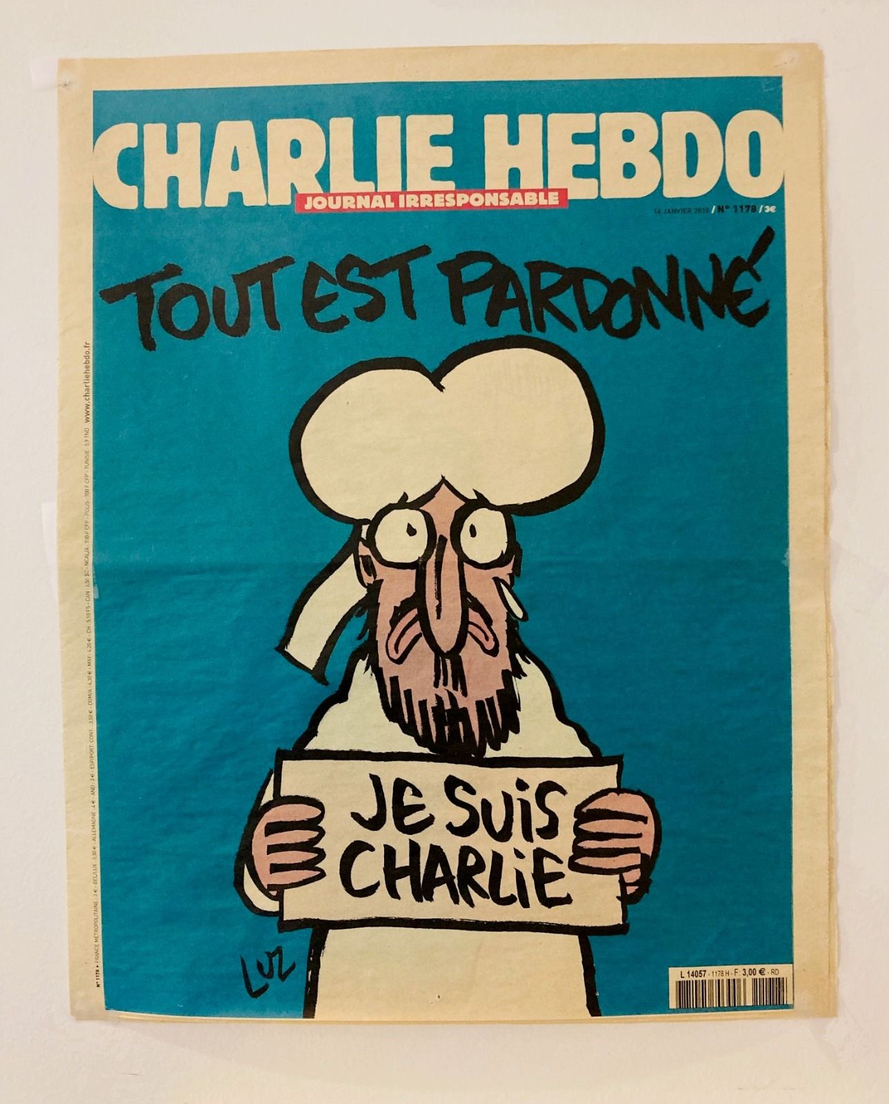 La portada de ‘Charlie Hebdo’ exposada a la mostra.