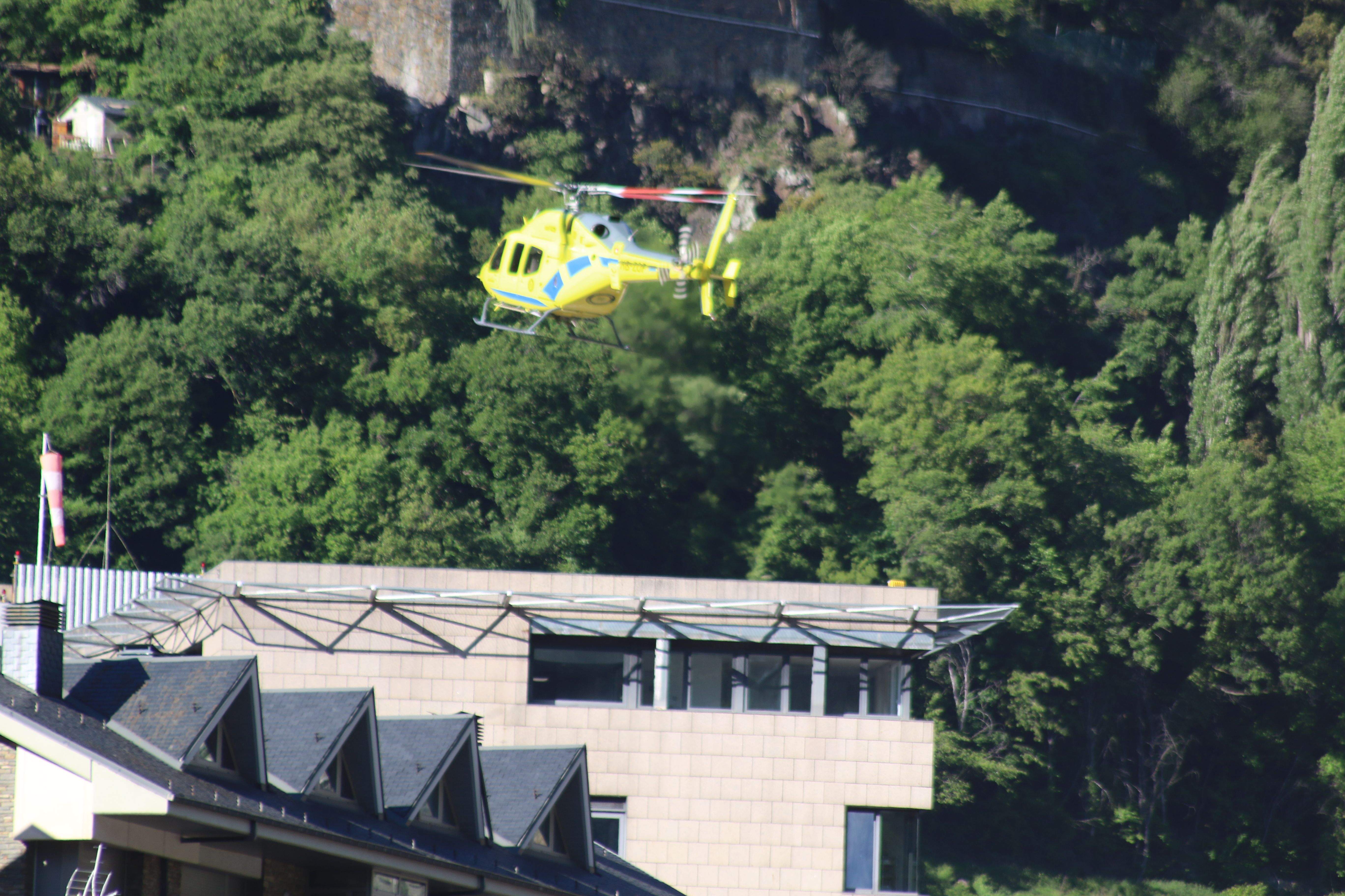L'helicòpter arribant aquesta tarda a l'hospital.