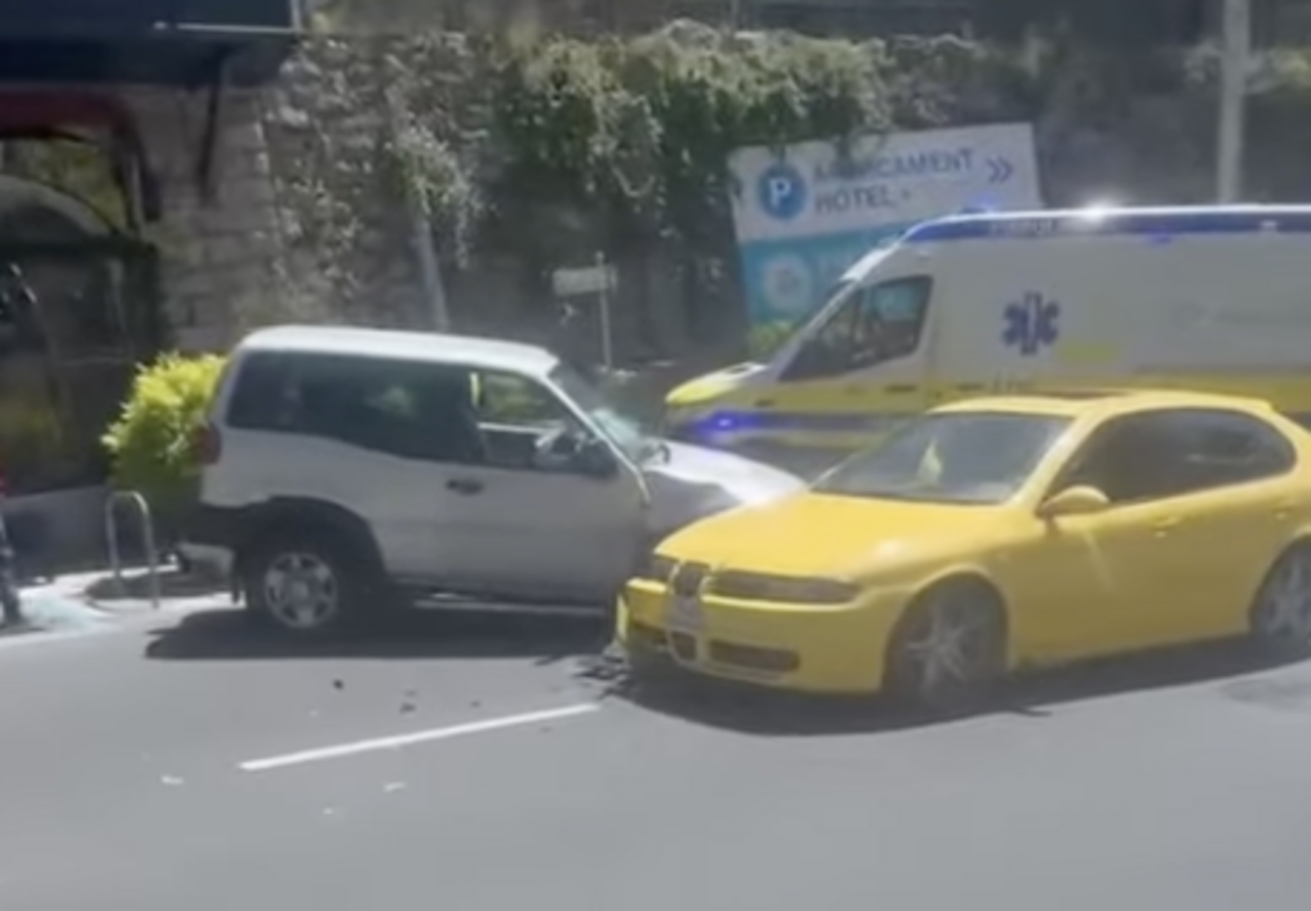 Una imatge de la topada.