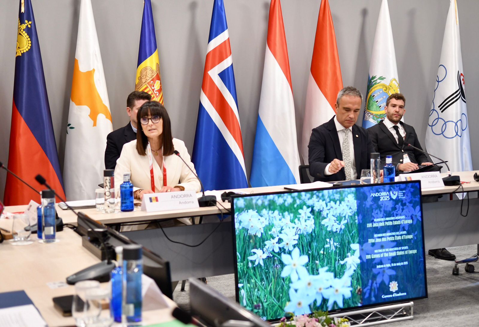 Bonell i el secretari d'Estat d'Esports, Alain Cabanes, durant la reunió ministerial.