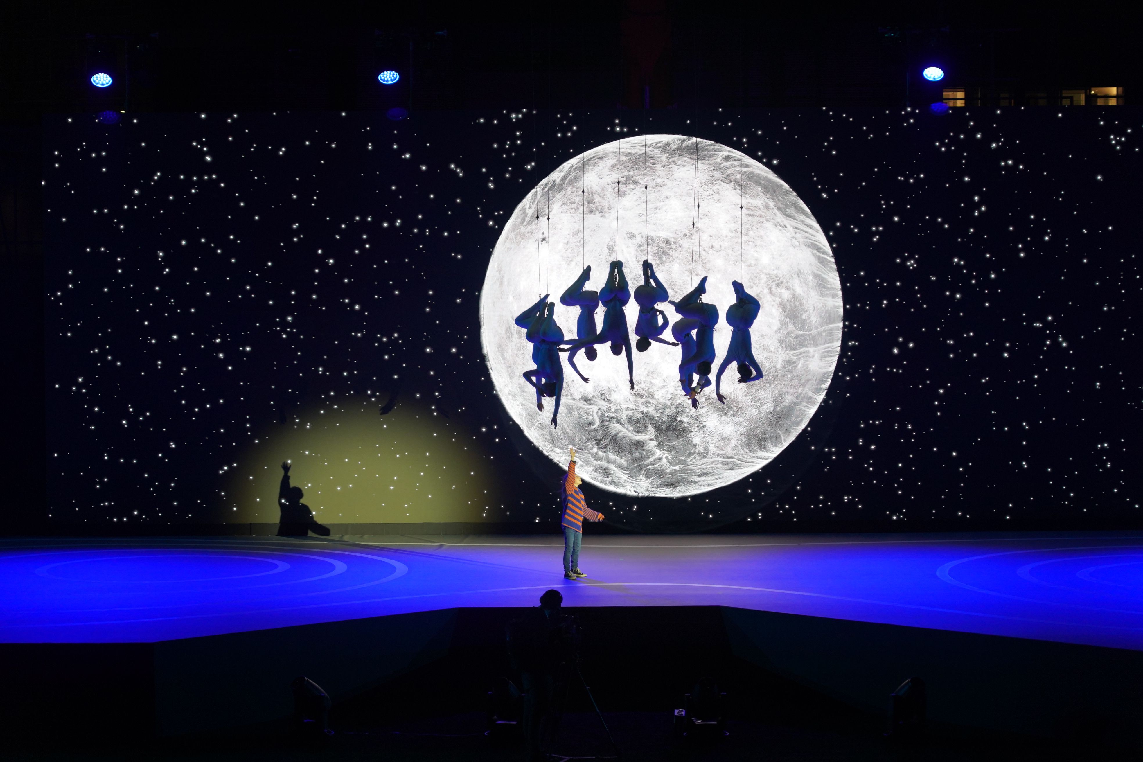 Les dones d'aigua, en un dels espectacles més emotius de la nit.