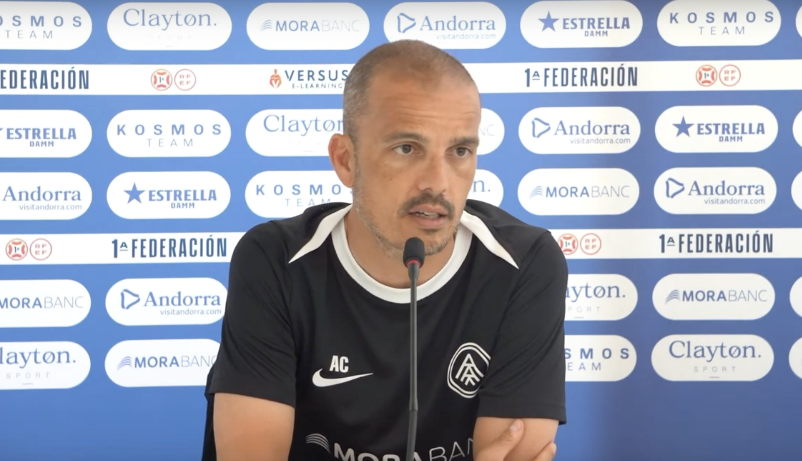 'Beto' Company, durant la roda de premsa.