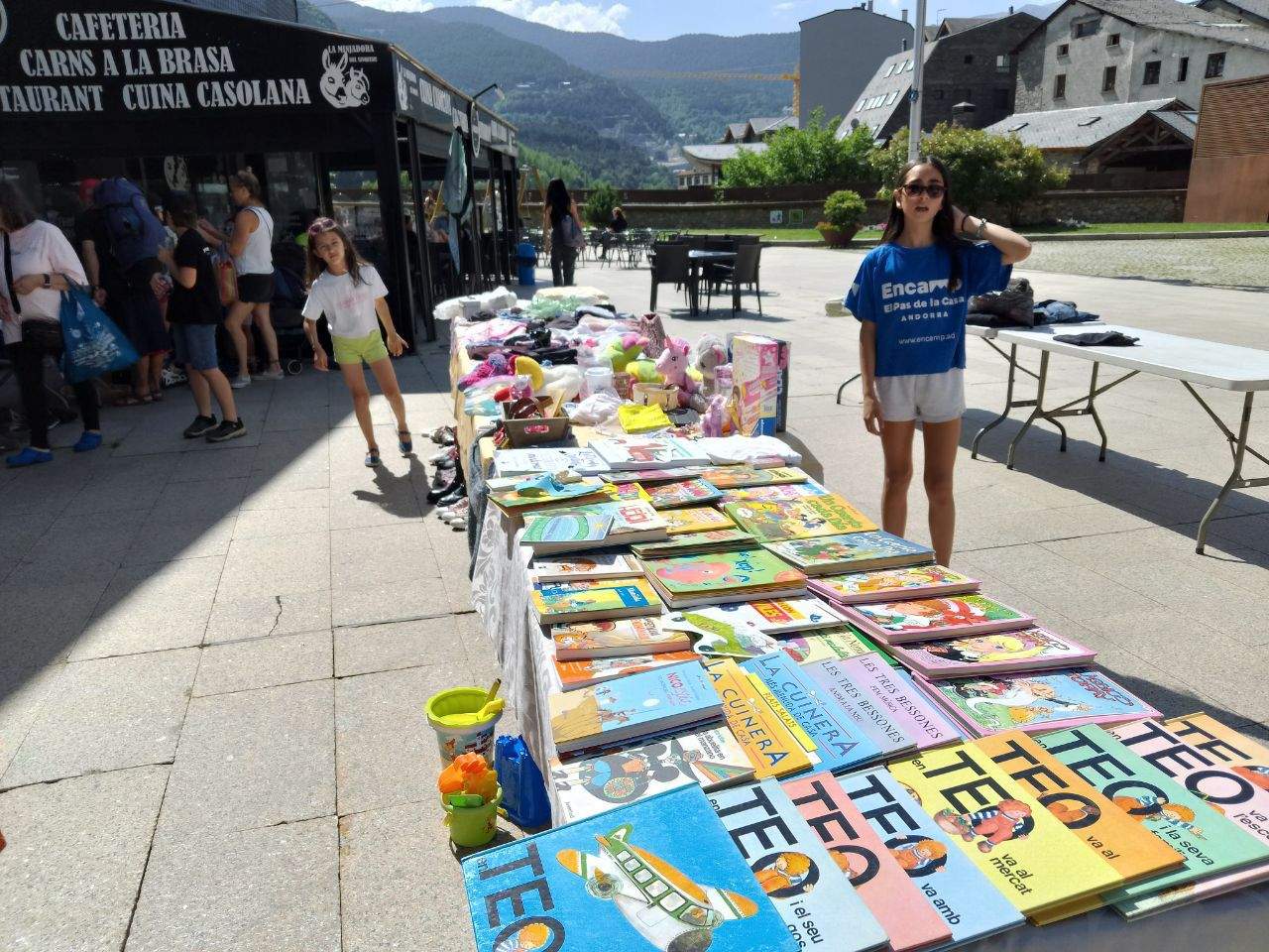 Contes i llibres, un dels productes més cobejats. Contes i llibres, un dels productes més cobejats.