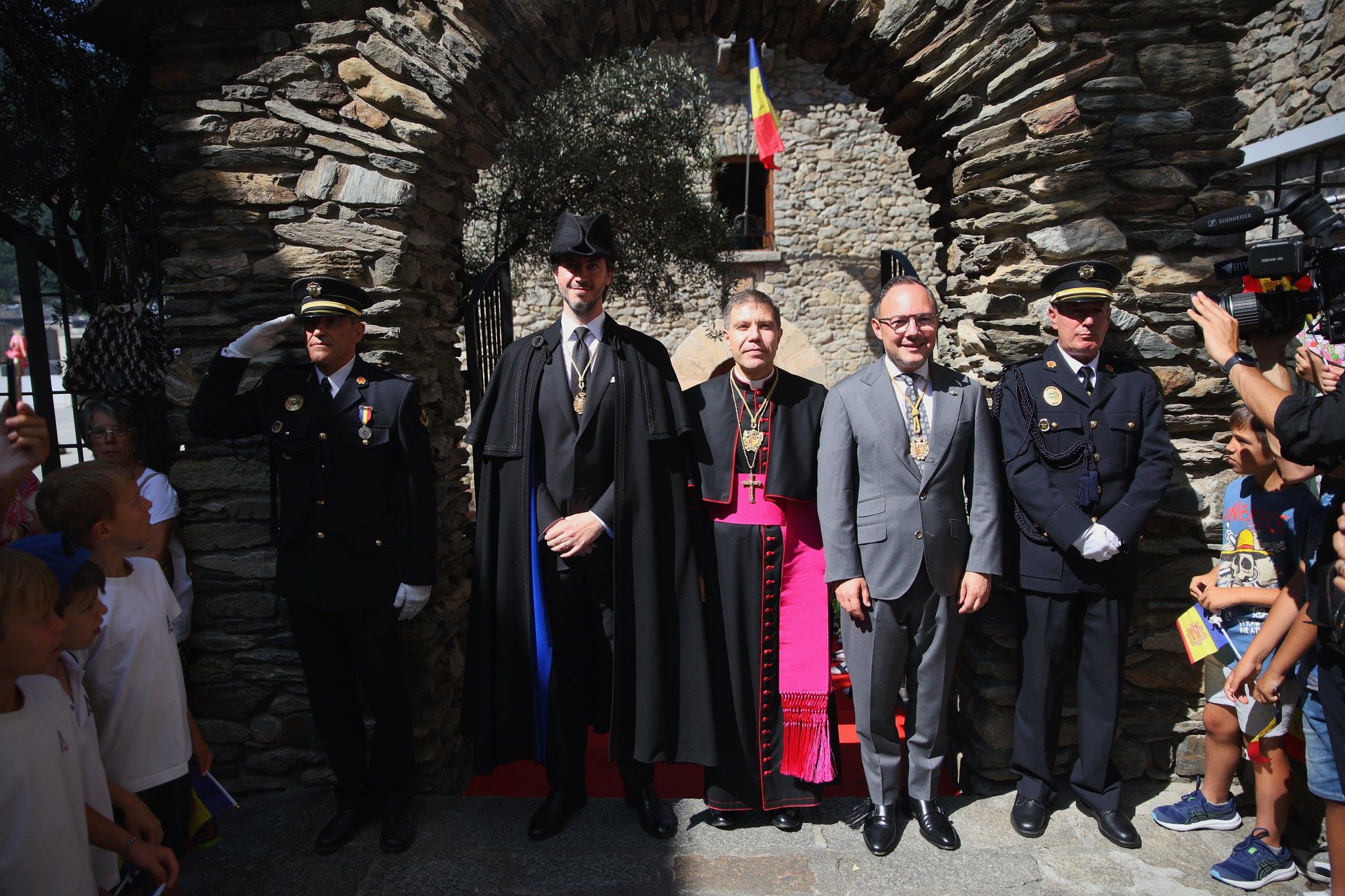 Serrano amb Ensenyat i Espot. // Consell General / Facundo Santana Serrano amb Ensenyat i Espot. // Consell General / Facundo Santana