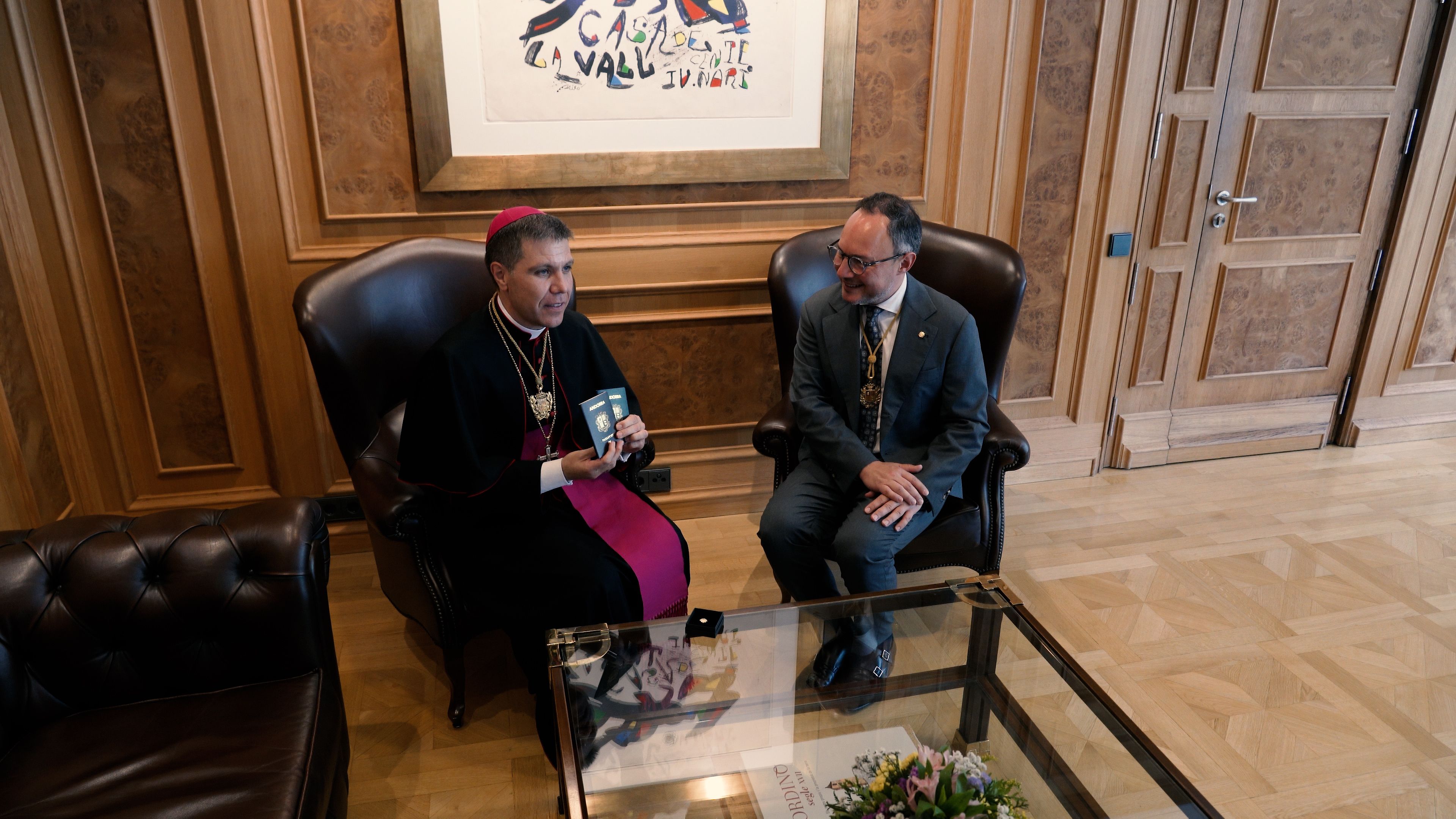 NOTI MASTER .00 03 27 22.Still042 NOTI MASTER .00 03 27 22.Still042