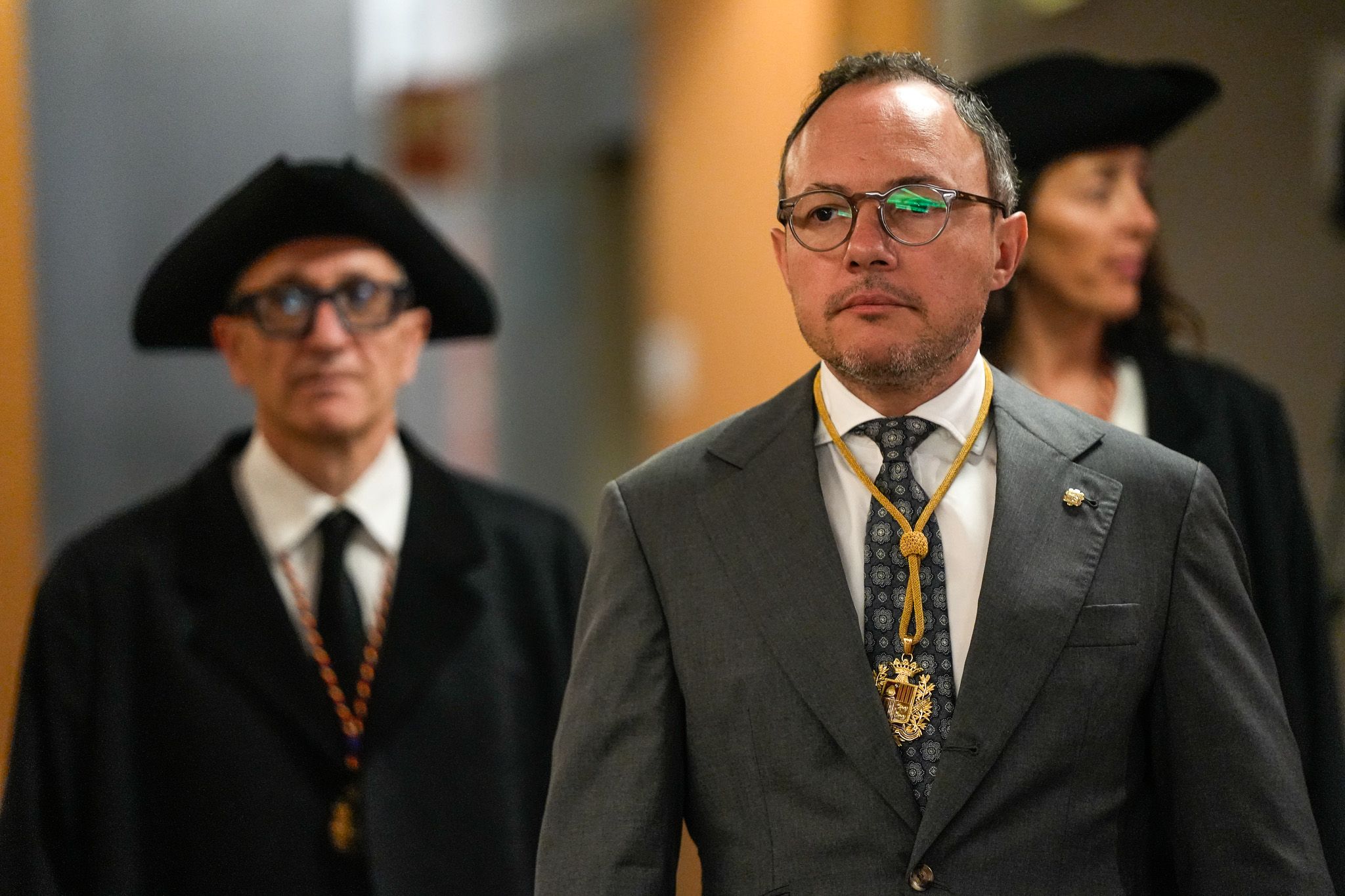 El cap de Govern, Xavier Espot, acudint cap a l'hemicicle. El cap de Govern, Xavier Espot, acudint cap a l'hemicicle.