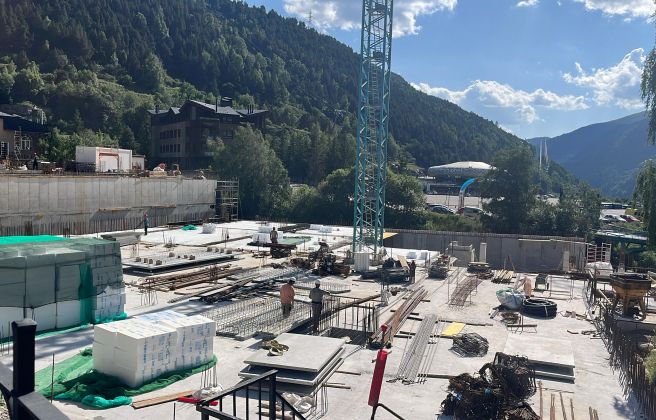 Zona on s'està fent la construcció. Zona on s'està fent la construcció.