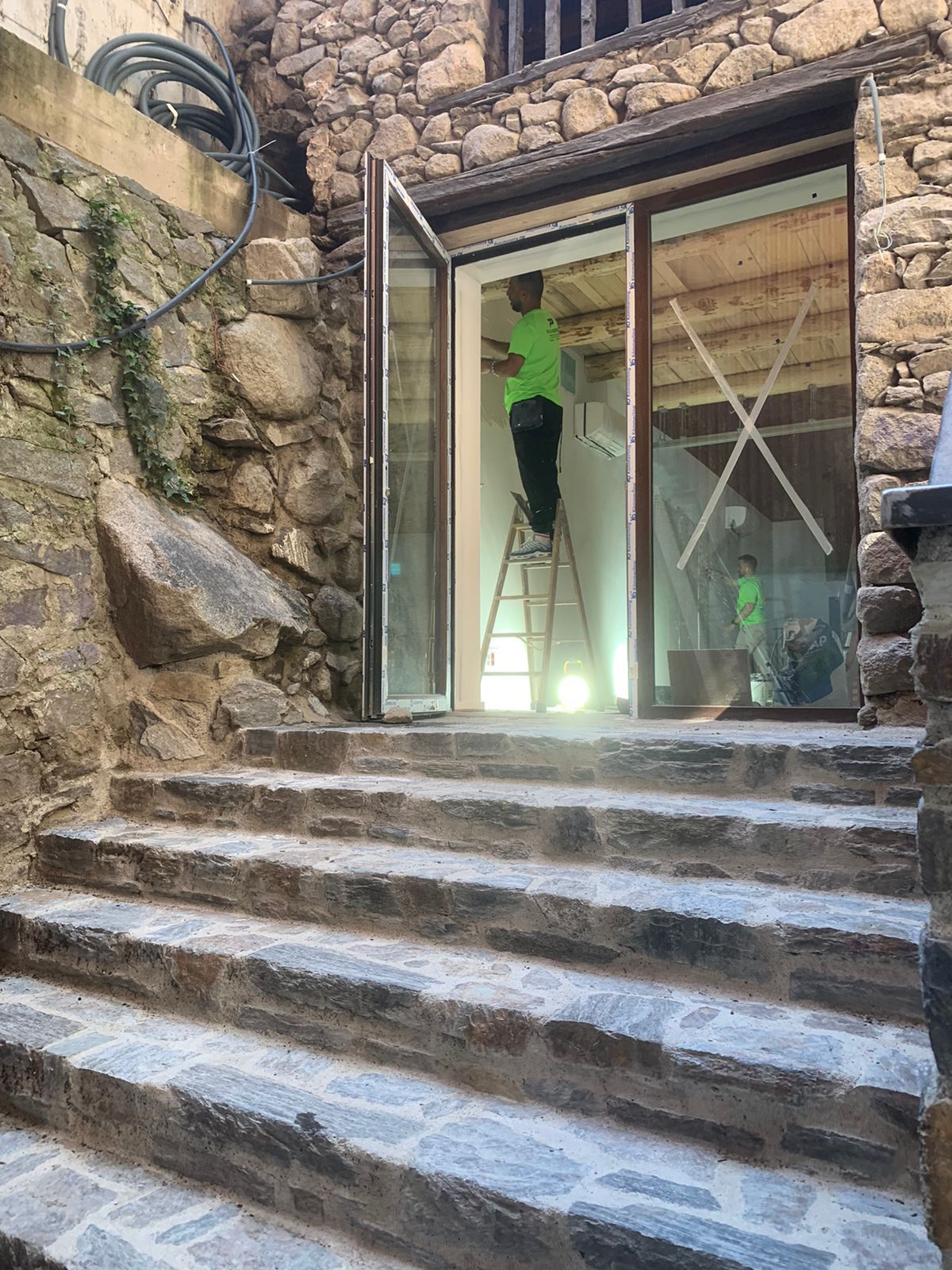 borda Gabriel (1) borda Gabriel (1)