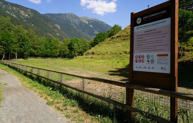 L'espai del nou parc caní de Sornàs. L'espai del nou parc caní de Sornàs.