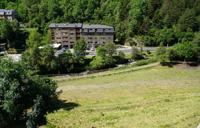 Vista del parc caní de Sornàs. Vista del parc caní de Sornàs.